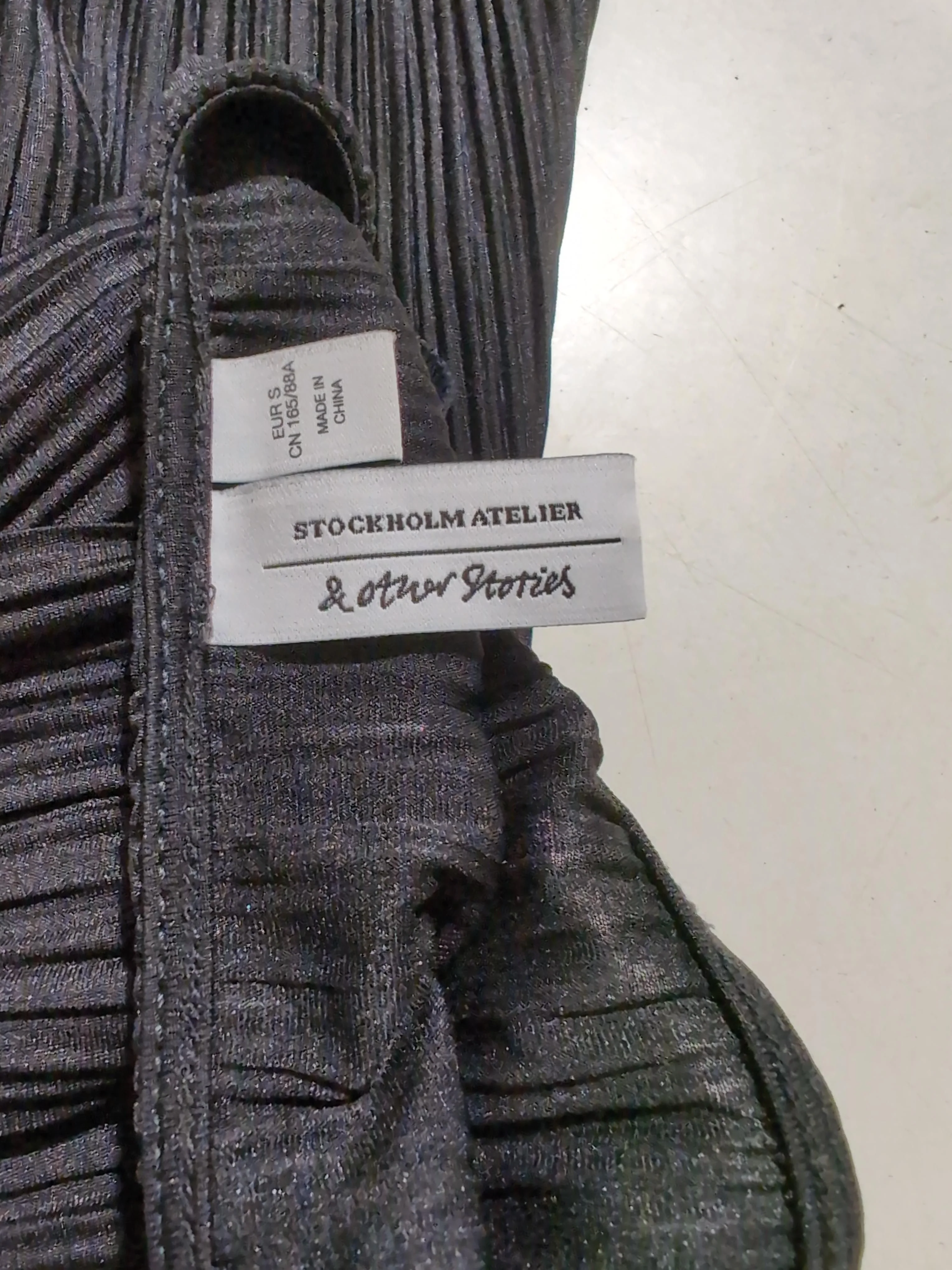 & Other Stories Jumper Midi Dress S in Black - Image 5