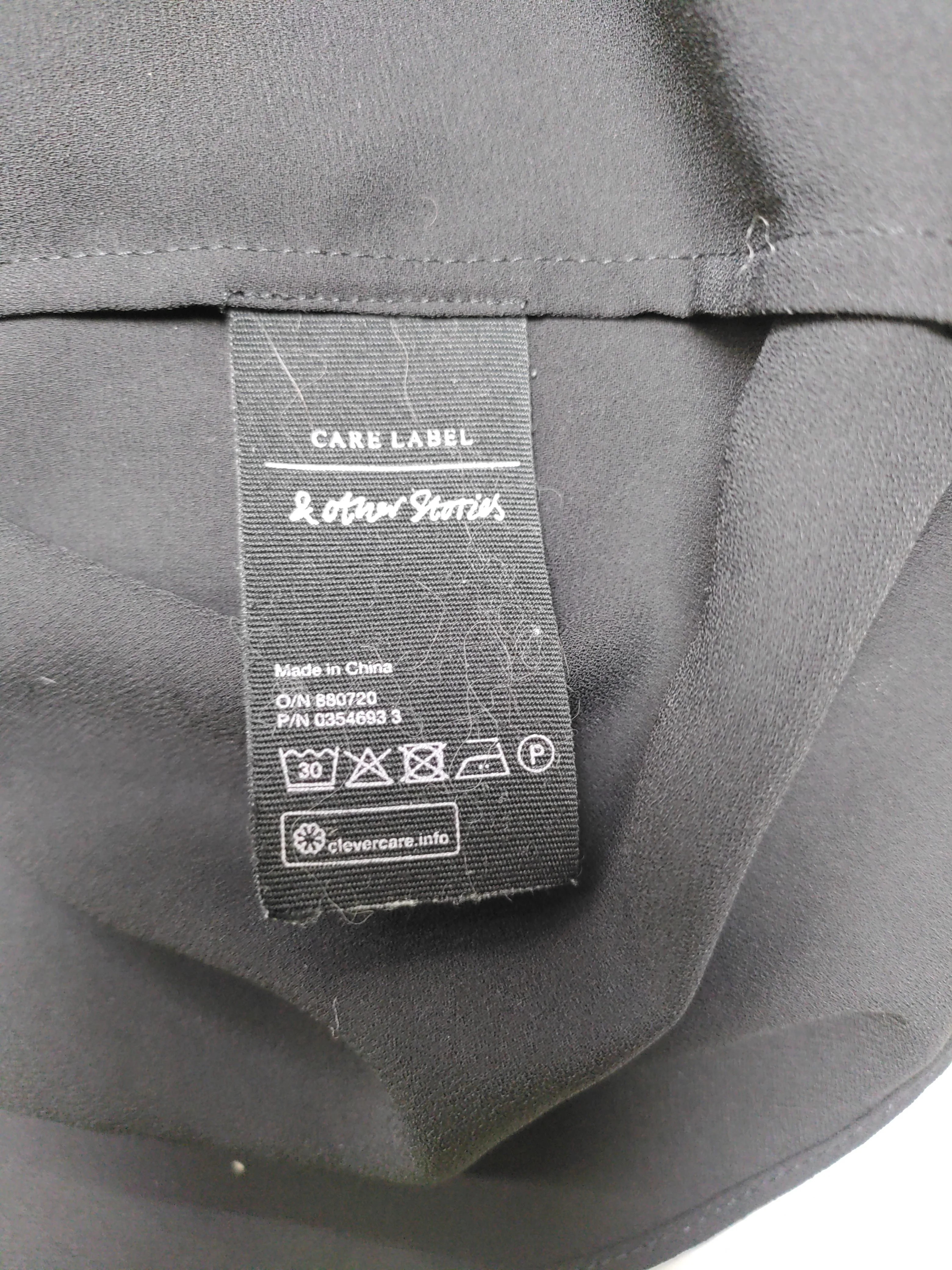 & Other Stories Women's Blouse UK 8 Black 100% Polyester Basic - Image 6