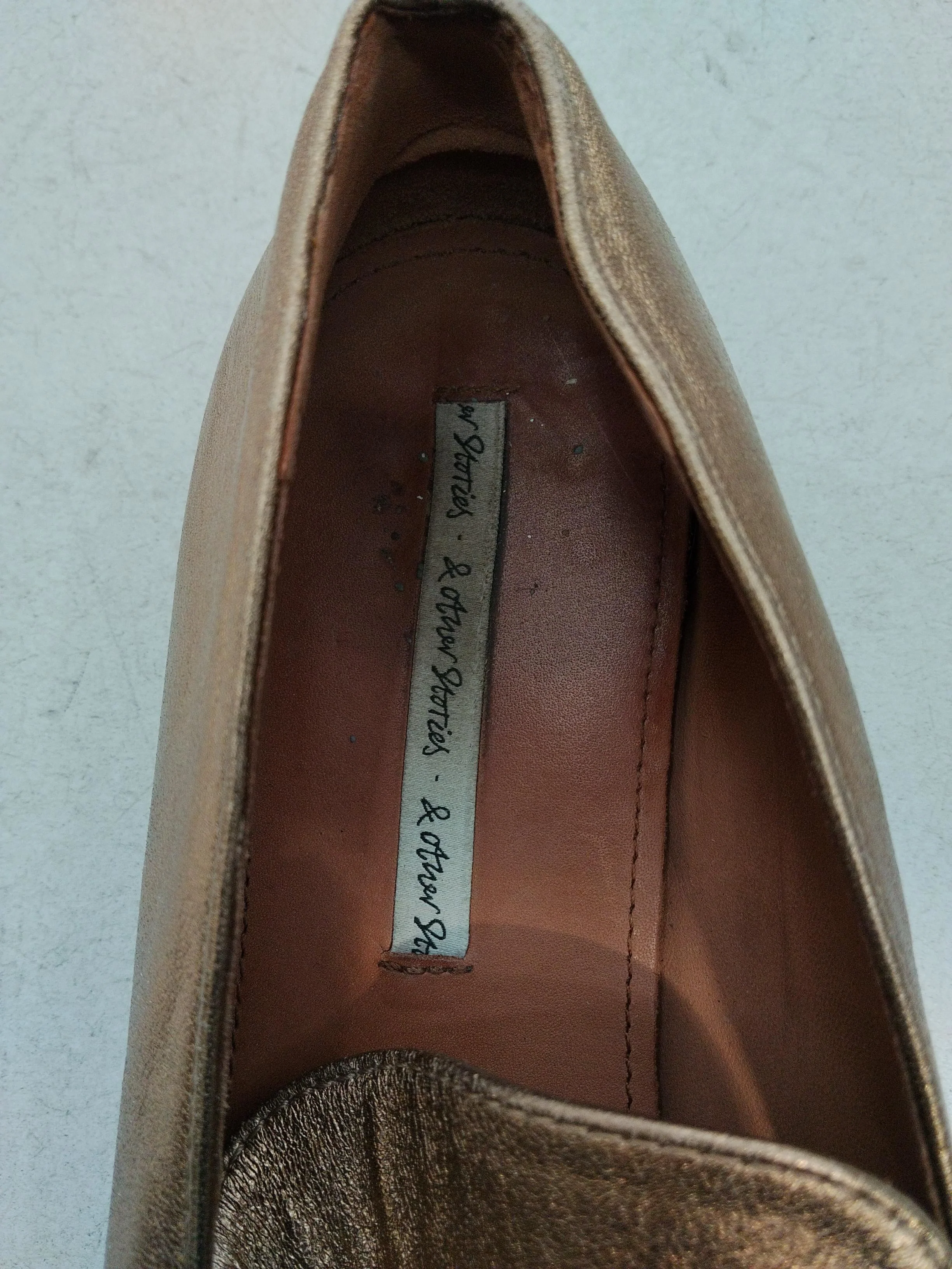 & Other Stories Women's Flat Shoes UK 6 Gold 100% Leather Loafer - Image 6