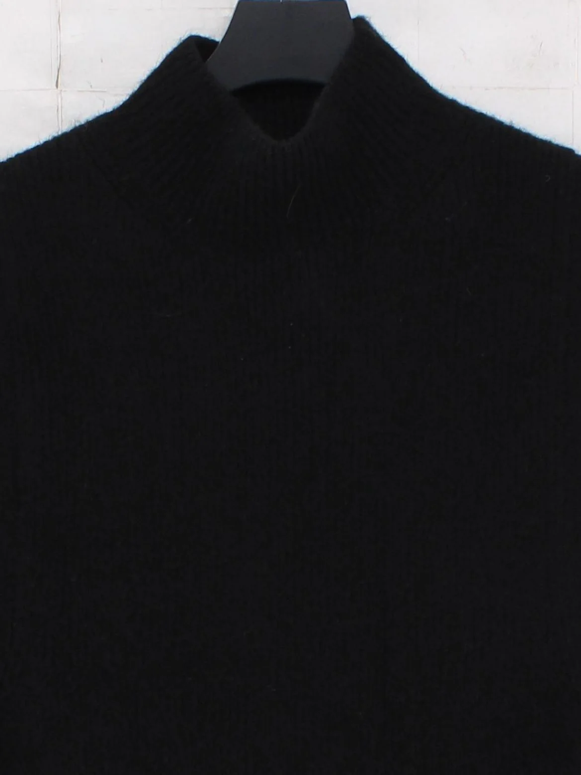 & Other Stories Women's Jumper Black Wool with Polyester, Mohair, Spandex Vest - Image 3