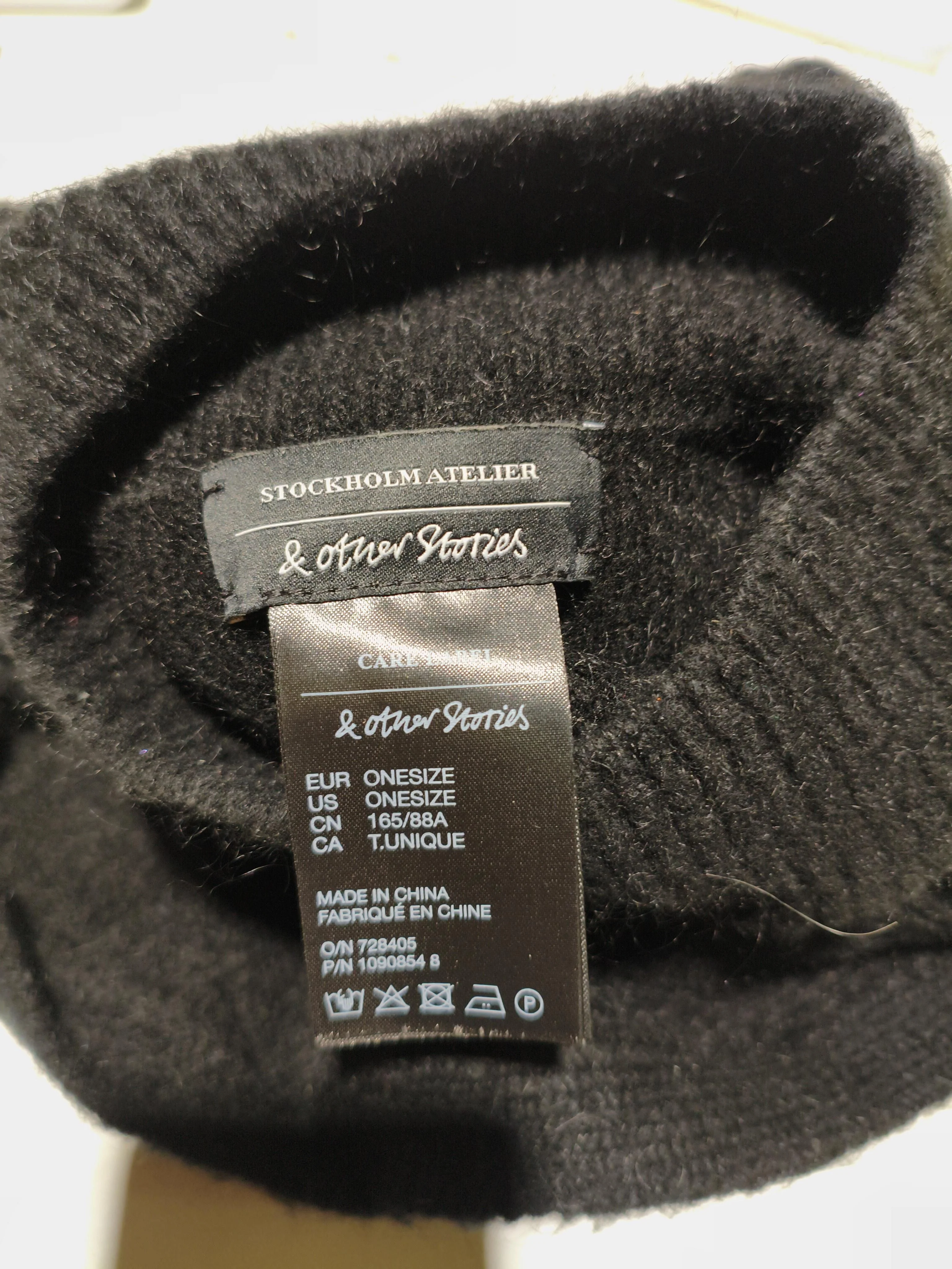 & Other Stories Women's Jumper Black Wool with Polyester, Mohair, Spandex Vest - Image 5