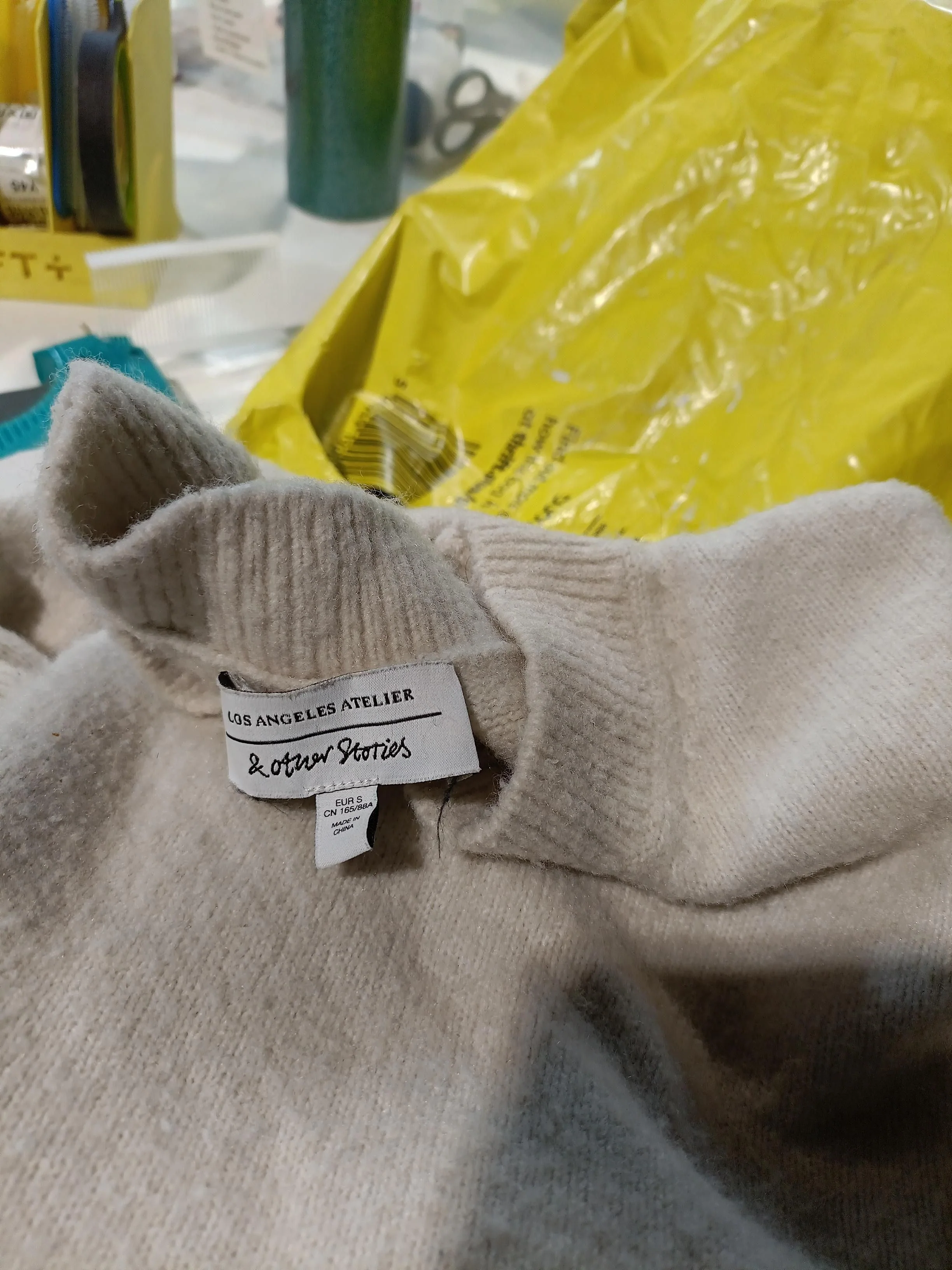 & Other Stories Women's Jumper S Cream Polyester - Image 5