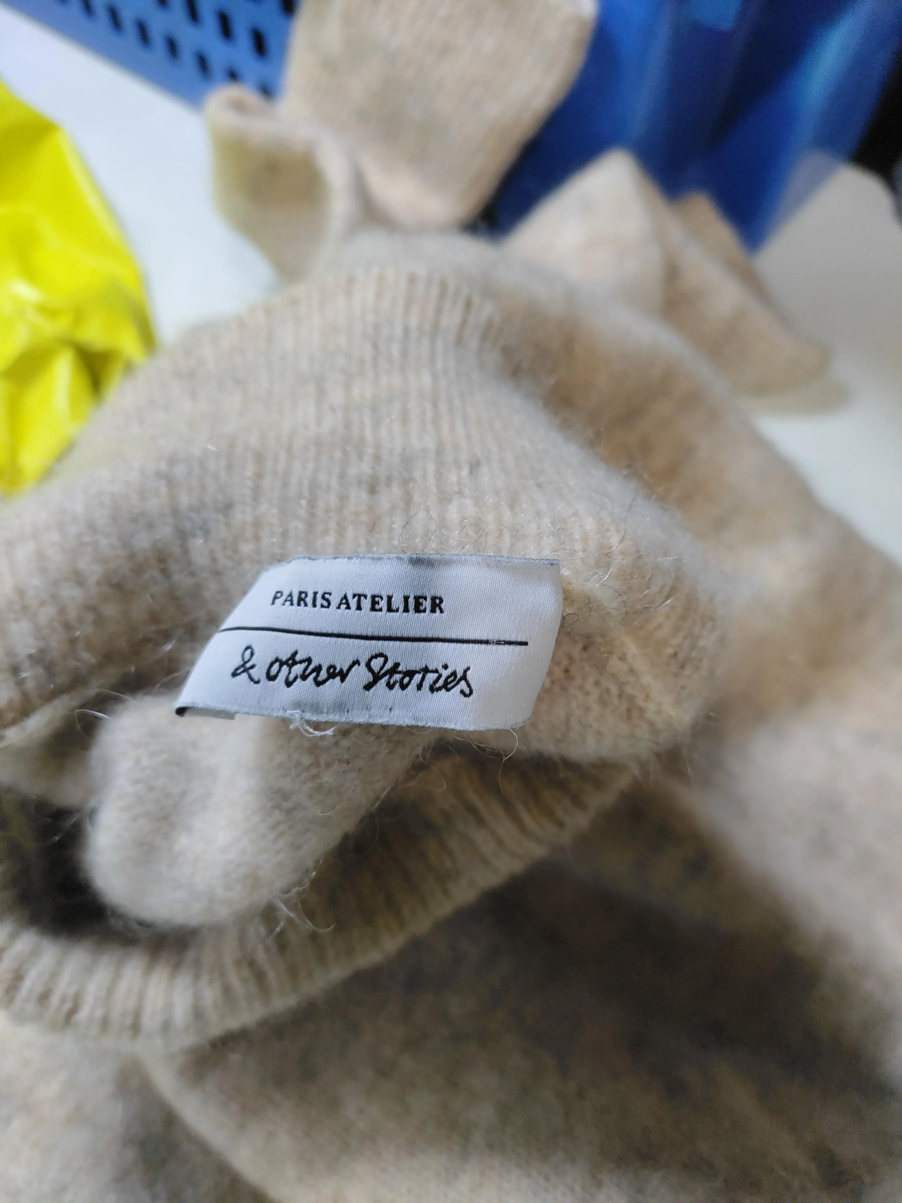 & Other Stories Women's Jumper S Tan Wool - Image 6