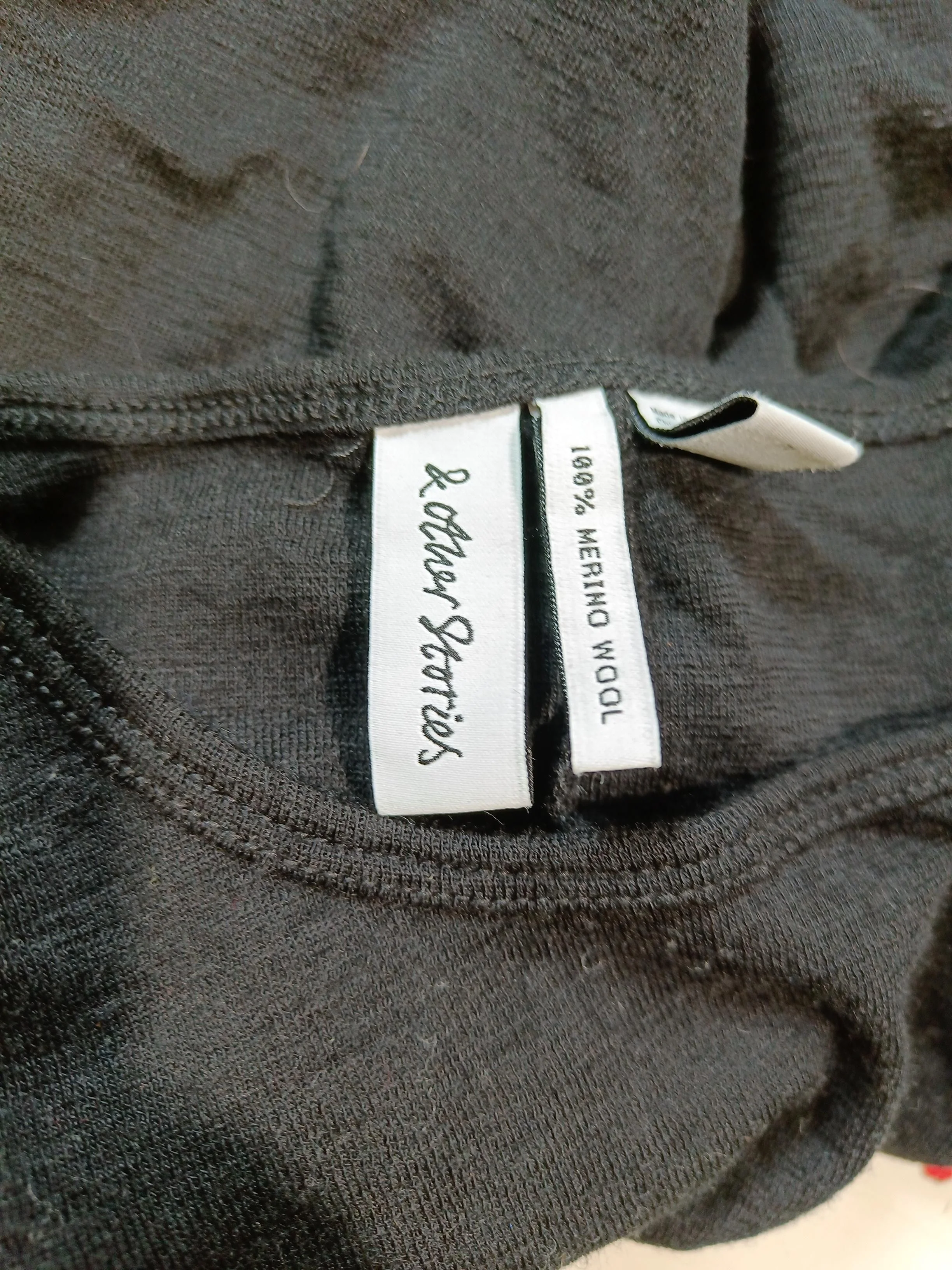 & Other Stories Women's Top M Black 100% Wool Long Sleeve Round Neck Basic - Image 5
