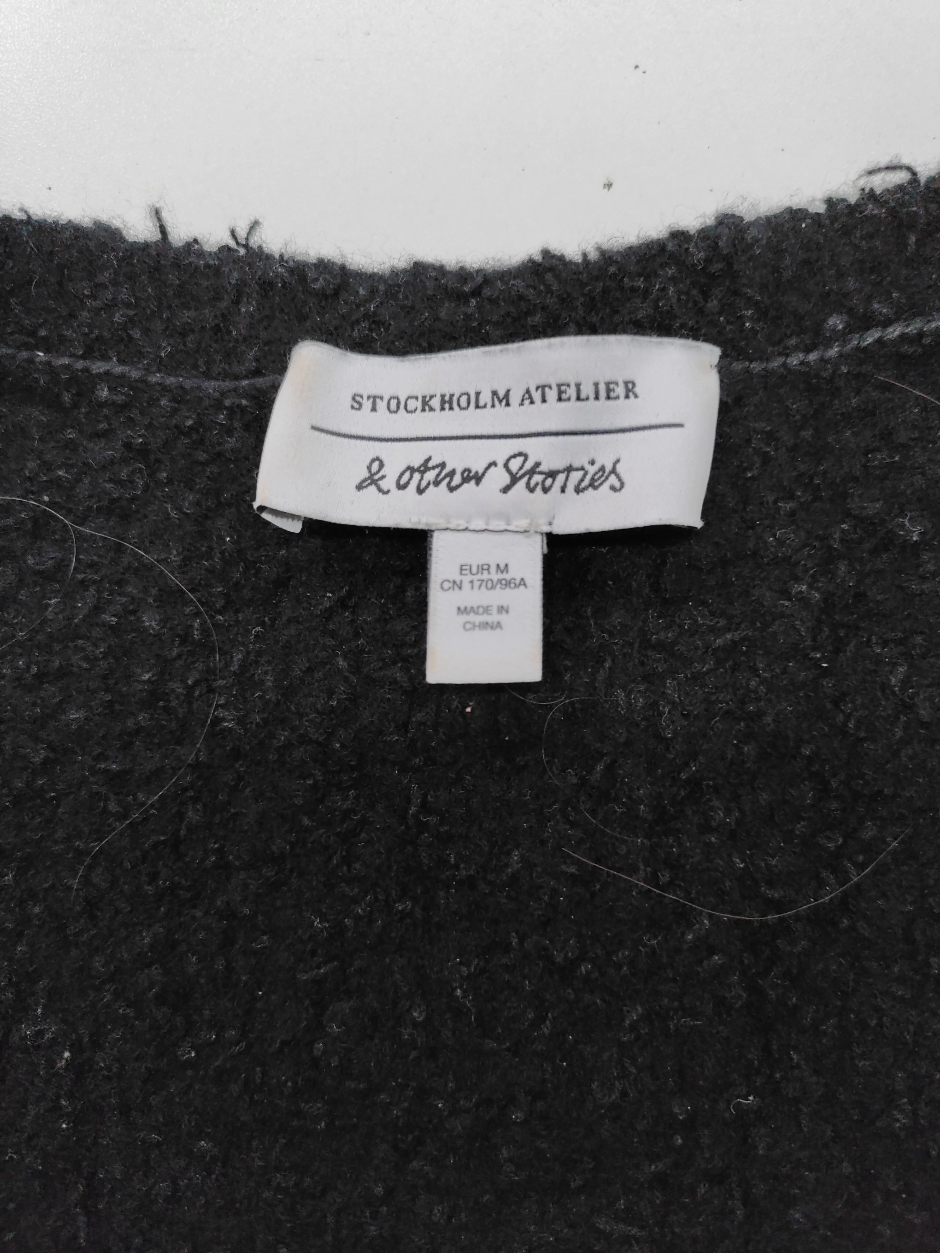 & Other Stories Women's Top M Black Wool with Polyamide Cropped - Image 6