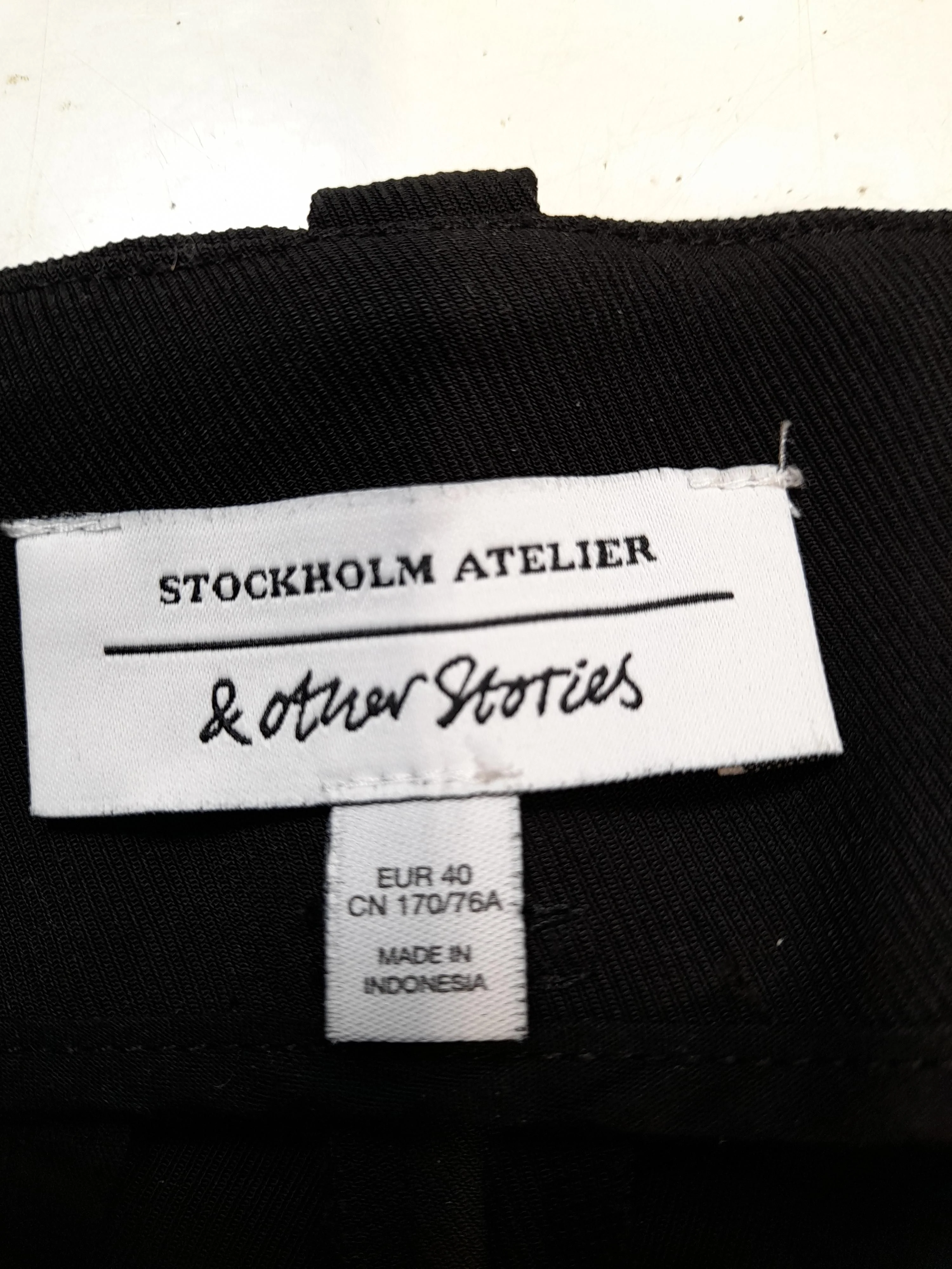 & Other Stories Women's Trousers UK 12 Black Polyester with Elastane Chino - Image 6