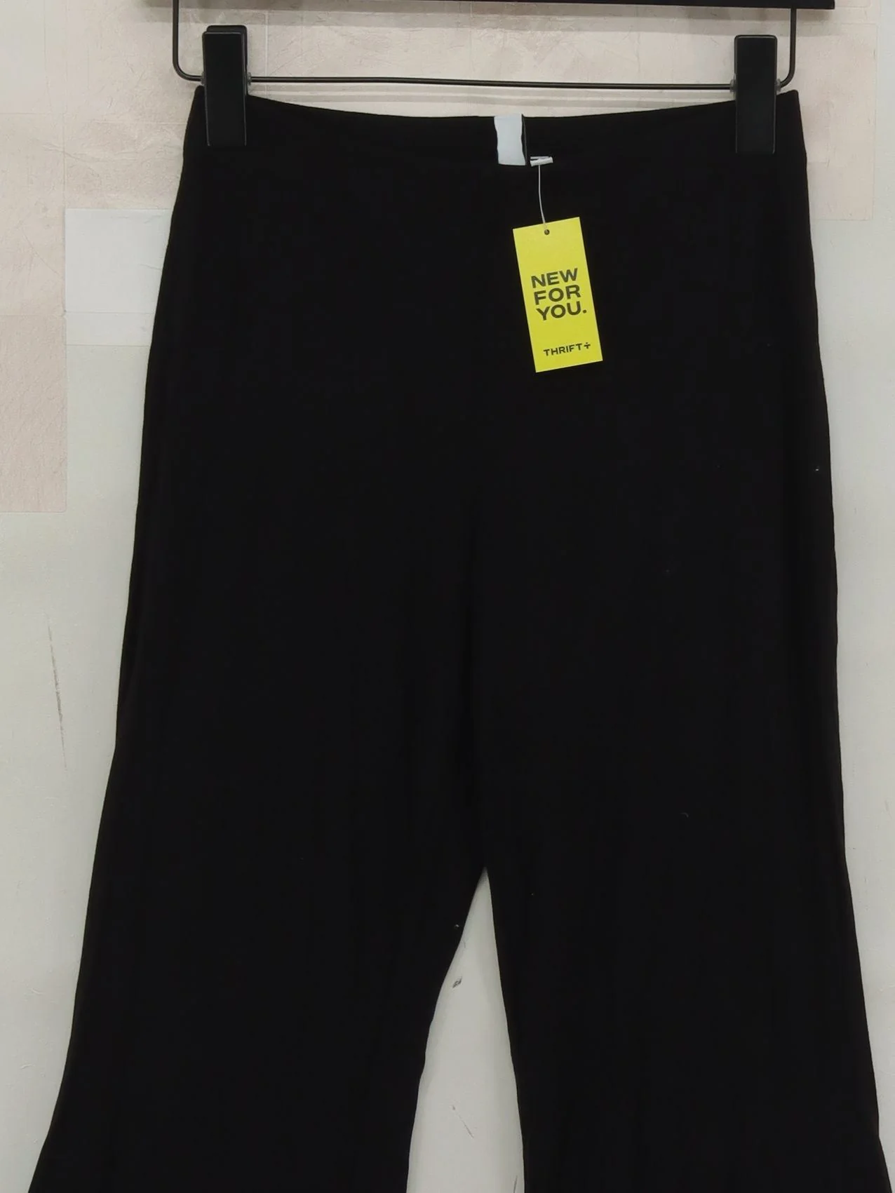 & Other Stories Women's Trousers UK 6 Black Viscose with Elastane Sweatpants - Image 3