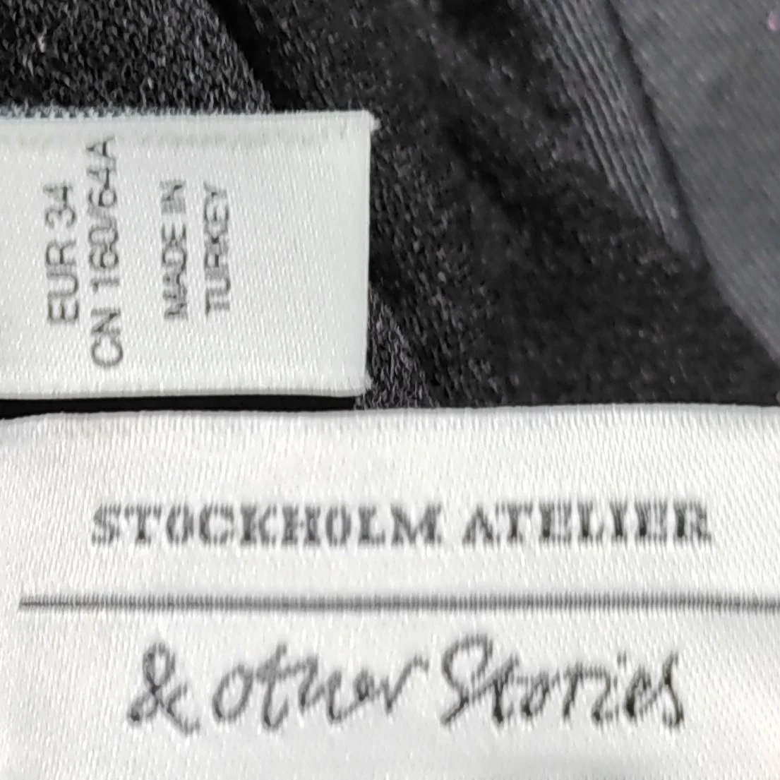 & Other Stories Women's Trousers UK 6 Black Viscose with Elastane Sweatpants - Image 5