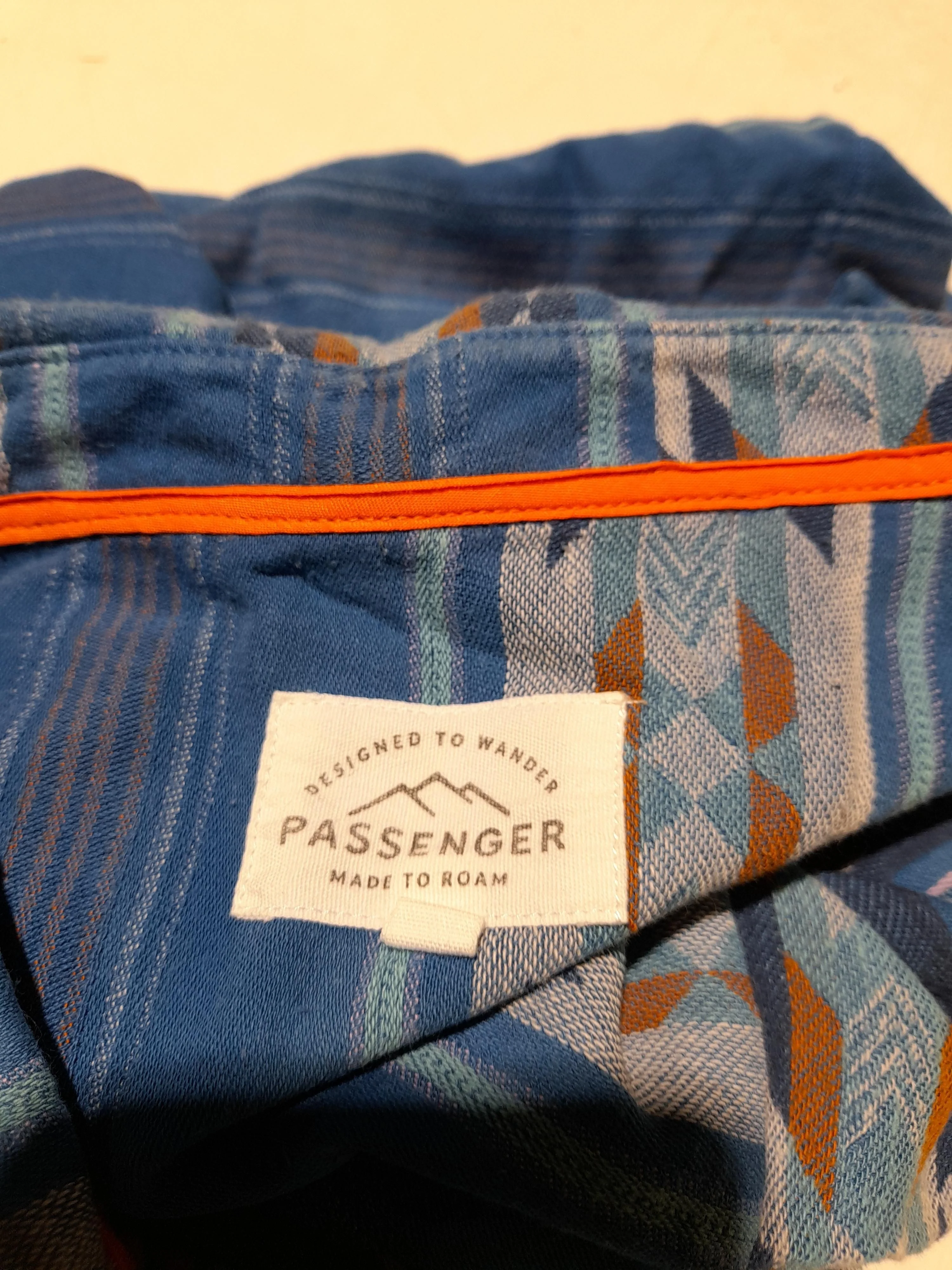 Passenger Men's Shirt XL Blue Geometric 100% Cotton Basic - Image 5