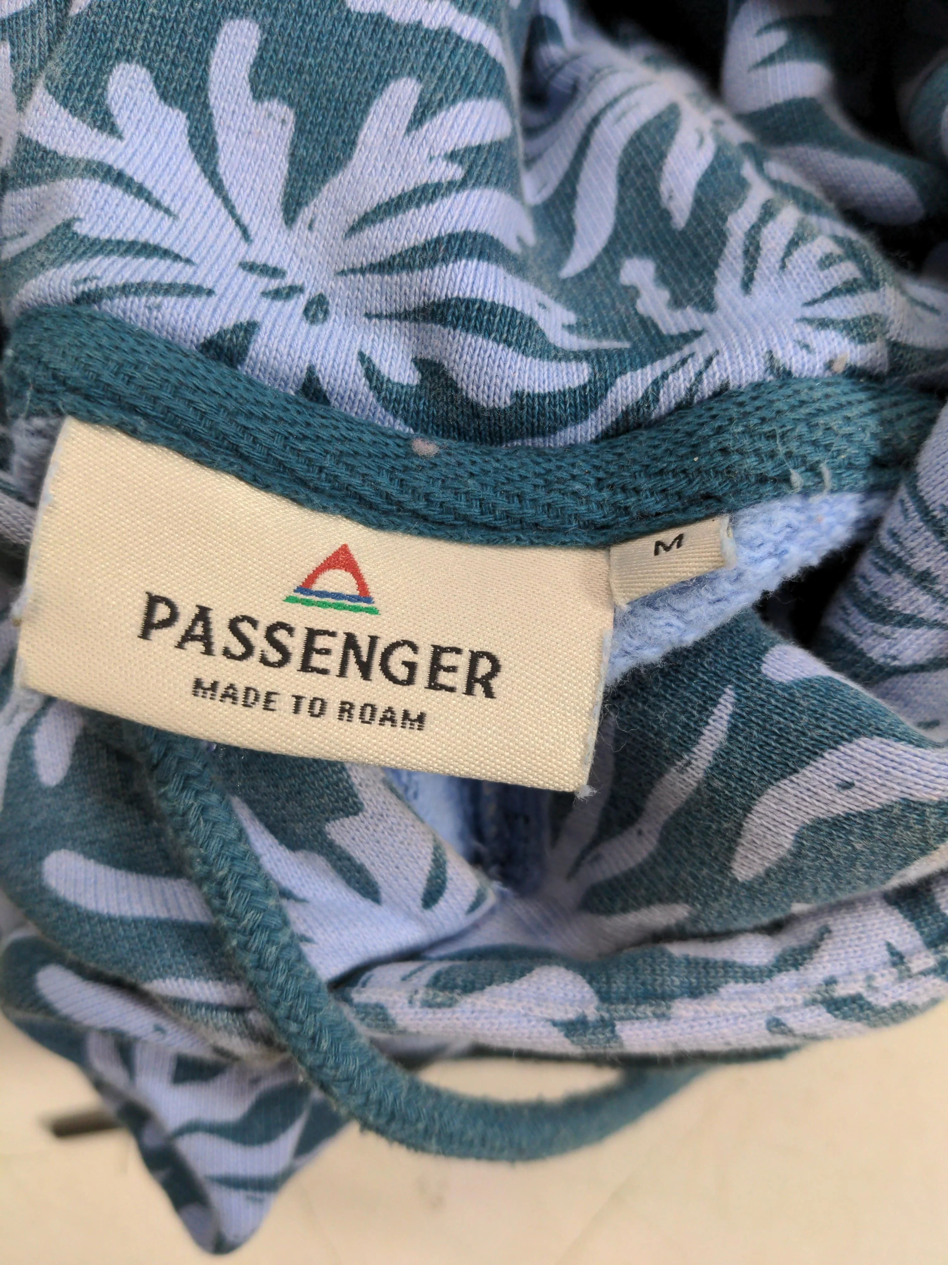 Passenger Women's Hoodie M Blue Floral 100% Cotton Pullover - Image 5