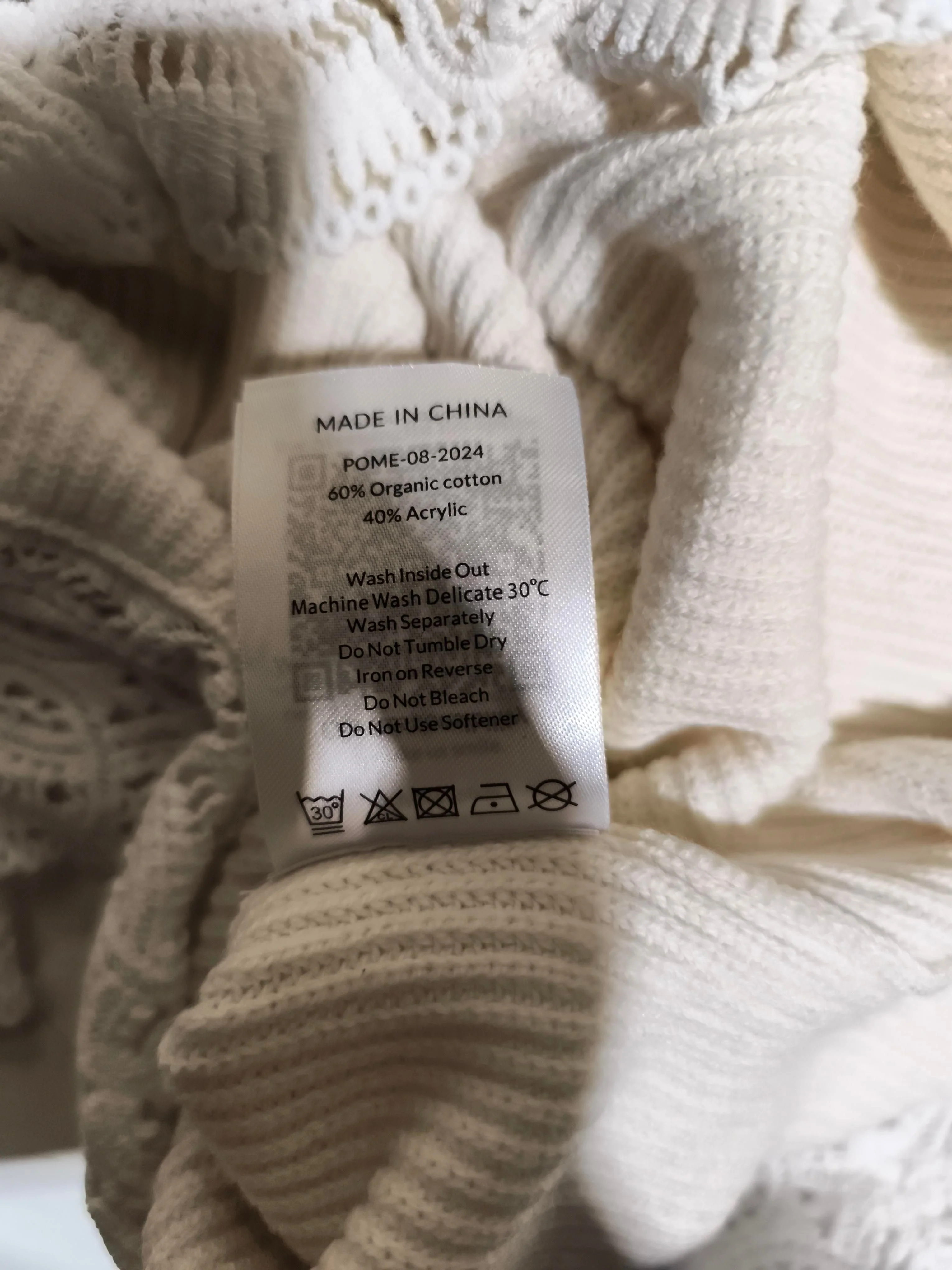 Passenger Women's Jumper S Cream Cotton with Acrylic Round Neck Pullover - Image 6