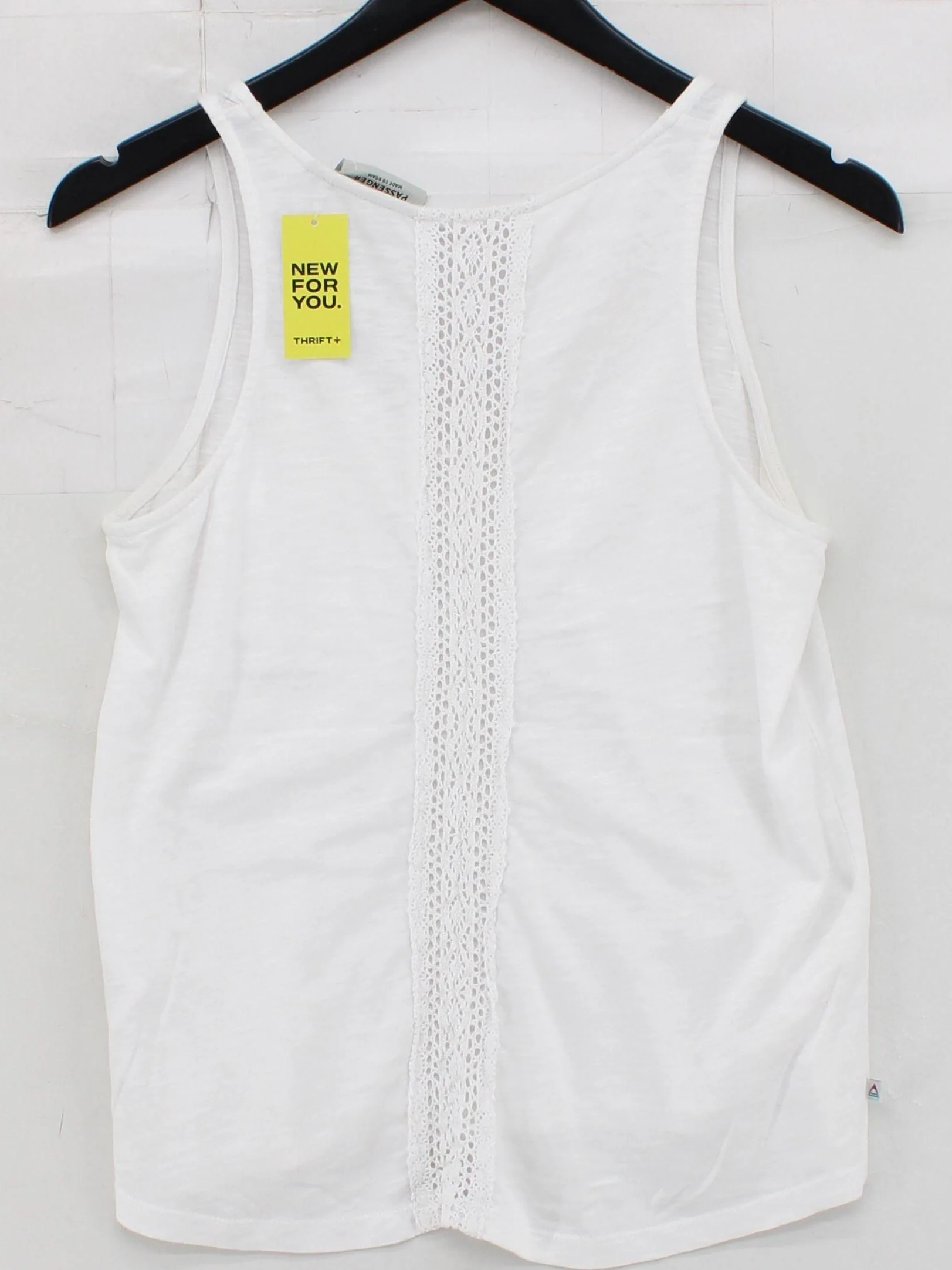 Passenger Women's T-Shirt XS White 100% Cotton Sleeveless V-Neck Basic - Image 2