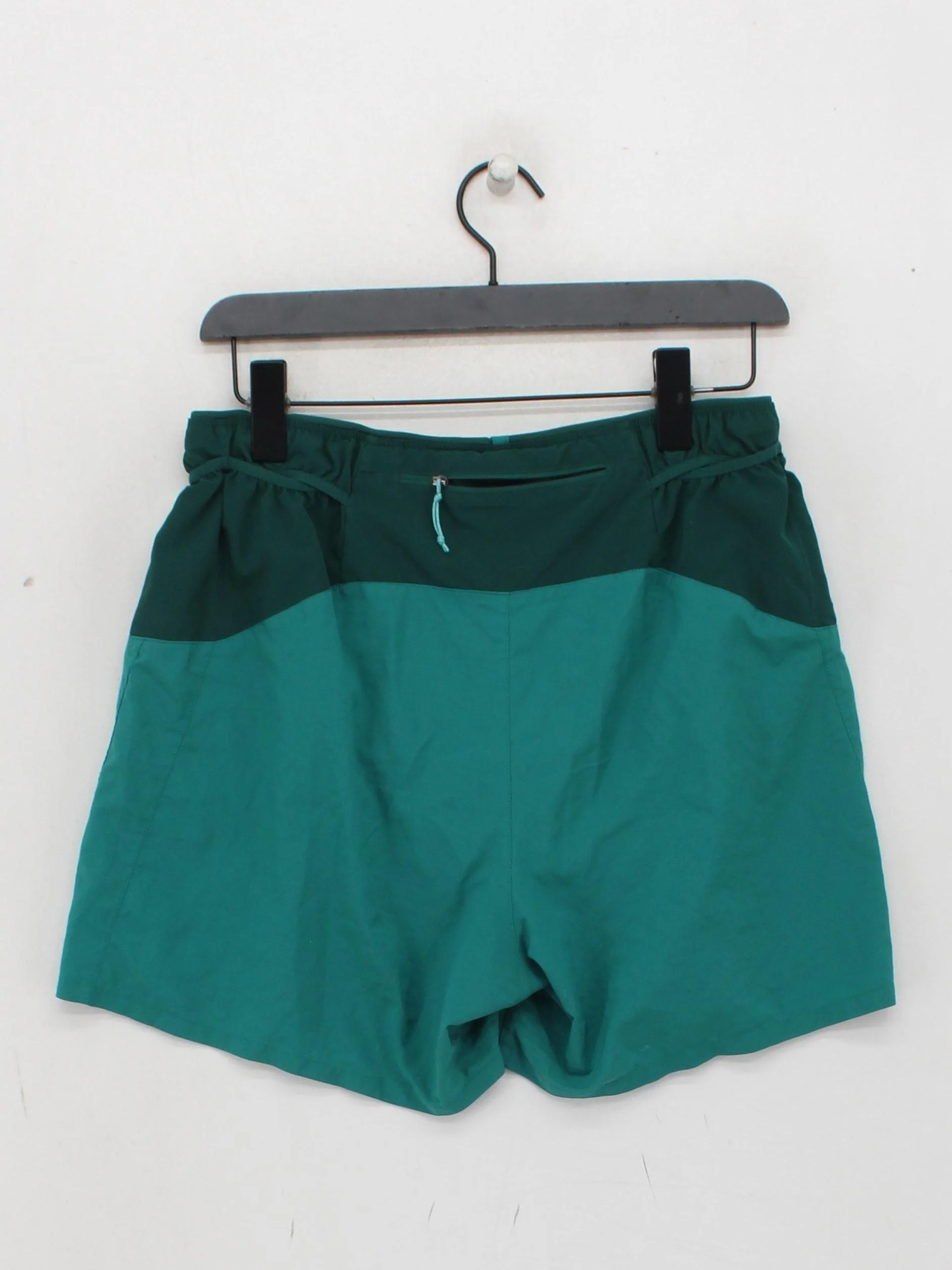 Patagonia Men's Shorts M Green Polyester with Elastane Sweat - Image 2