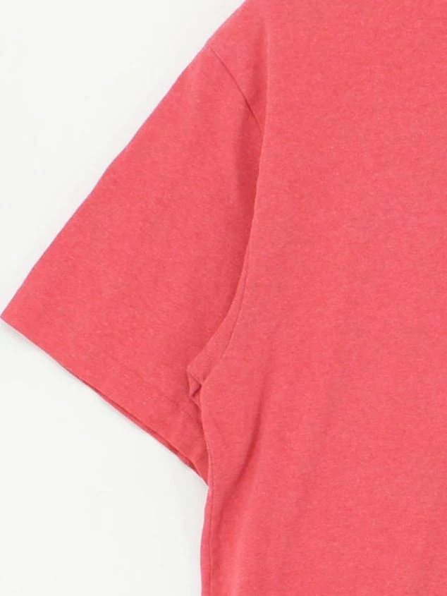 Patagonia Men's T-Shirt M Red Graphic Cotton with Polyester Basic - Image 4