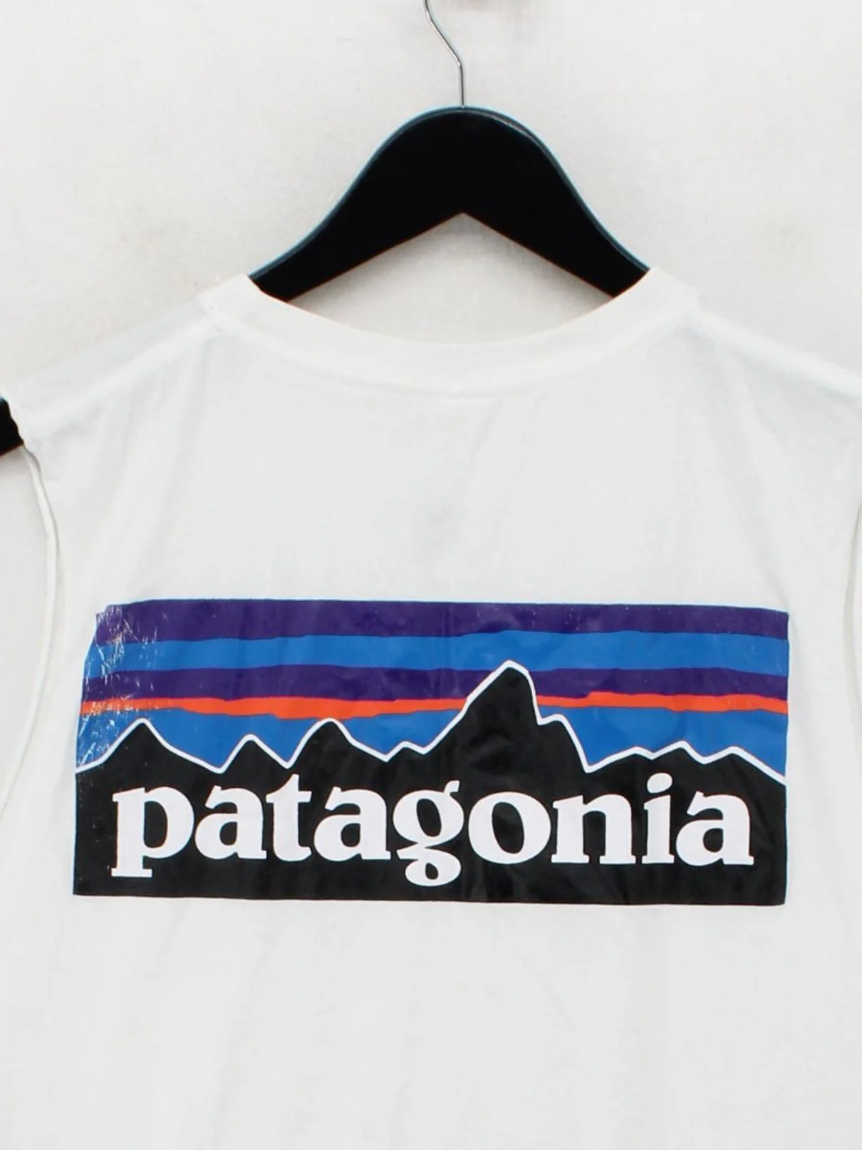 Patagonia Men's T-Shirt XL White Graphic 100% Cotton Sleeveless Round Neck Basic - Image 2