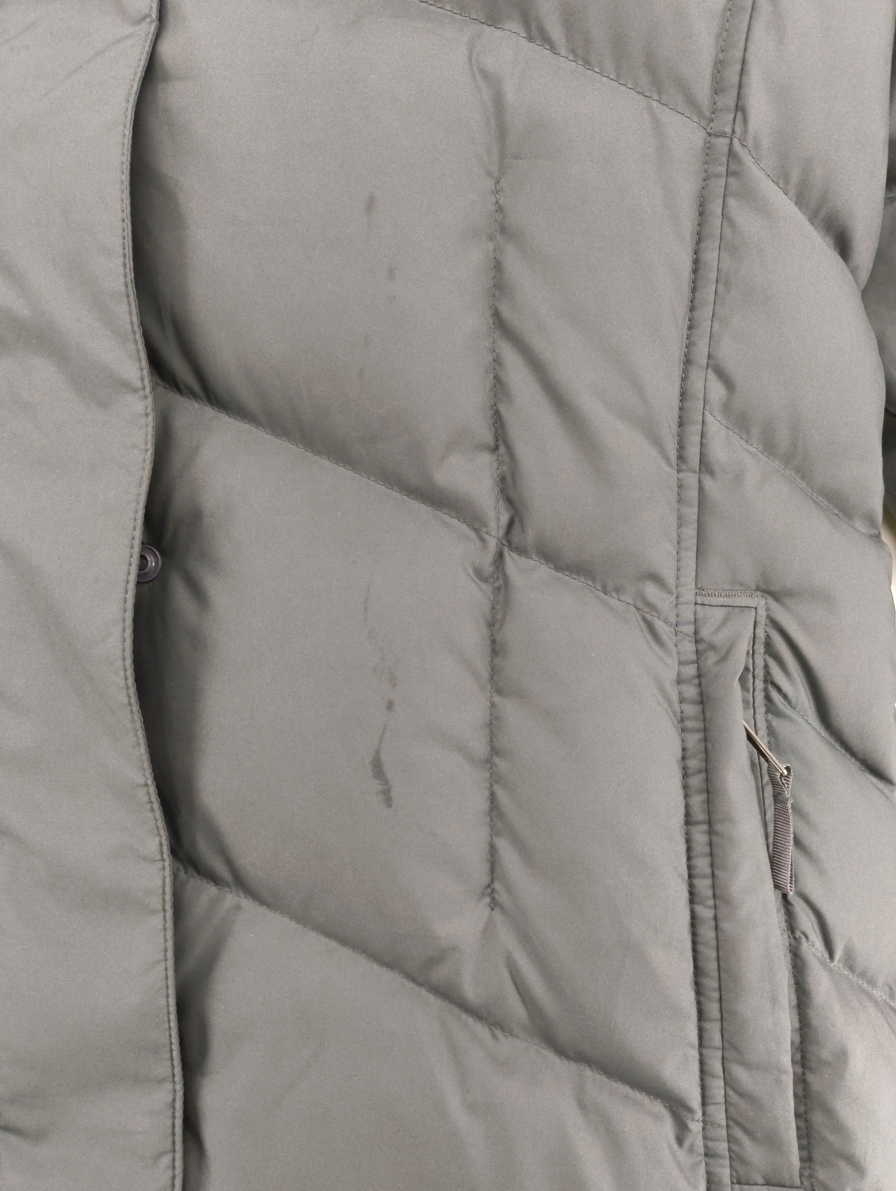 Patagonia Women's Coat L Grey 100% Polyester Puffer Jacket - Image 5