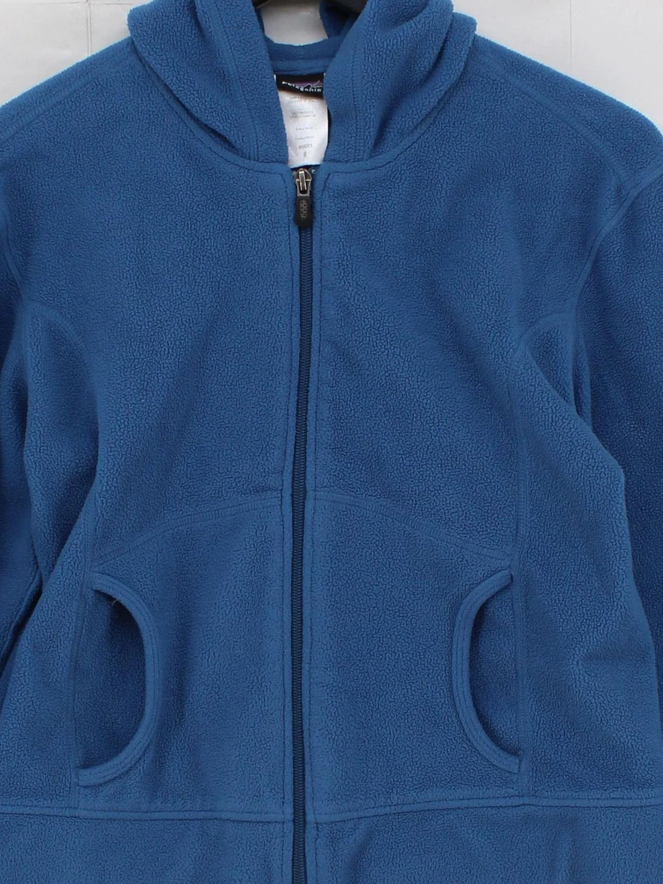 Patagonia Women's Hoodie M Blue 100% Polyester Pullover - Image 3