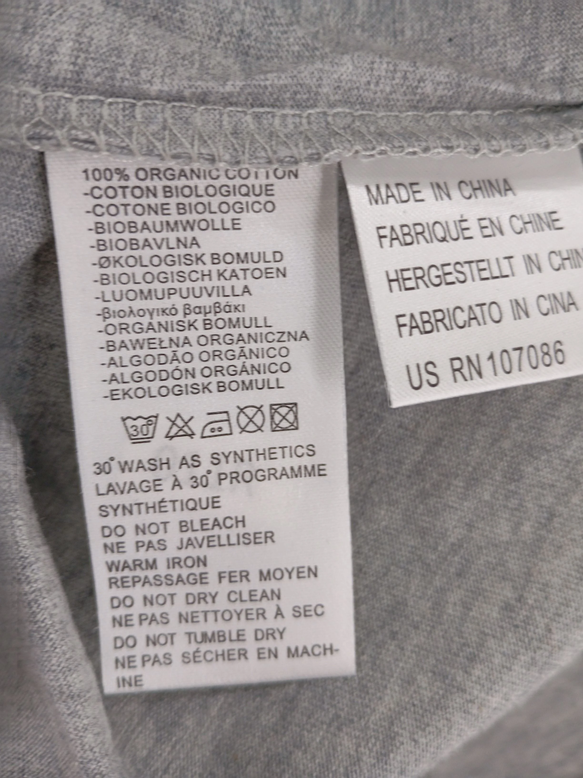 Paul Smith Men's T-Shirt M Grey Graphic 100% Cotton Basic New with tags - Image 6