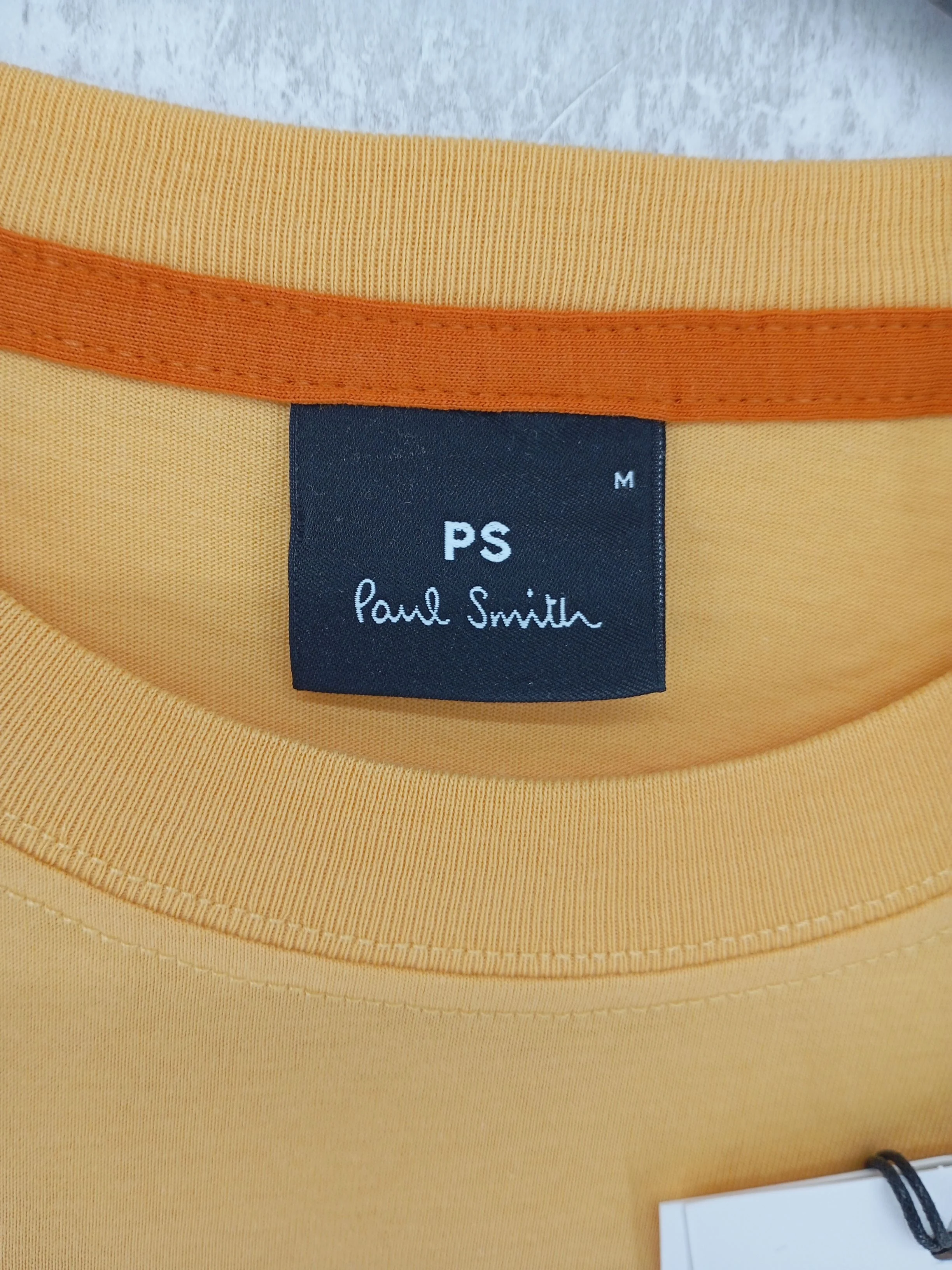 Paul Smith Men's T-Shirt M Yellow Graphic 100% Cotton Basic New with tags - Image 5
