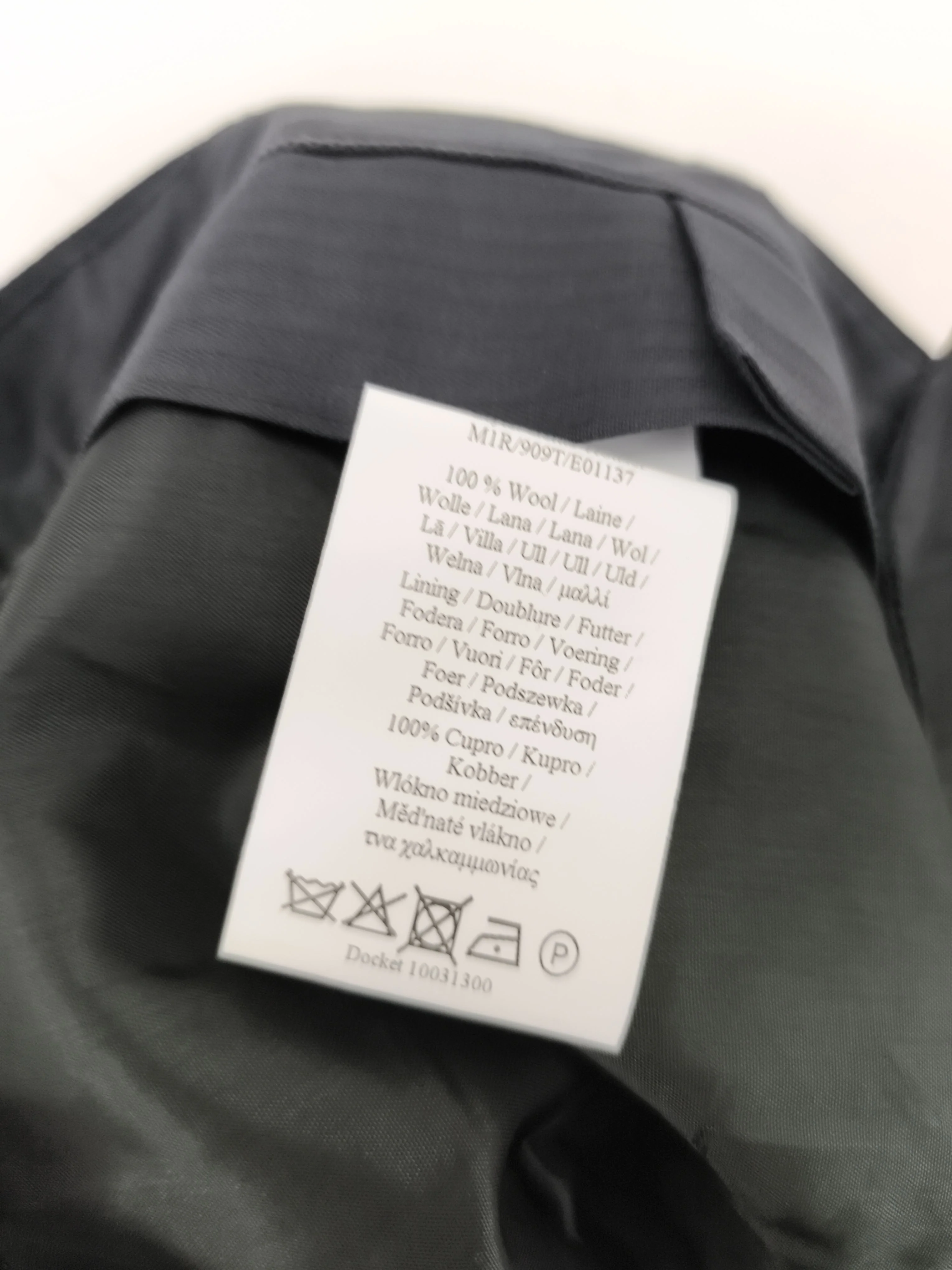 Paul Smith Men's Trousers W 32 in Black 100% Wool Tapered Chino New with tags - Image 6