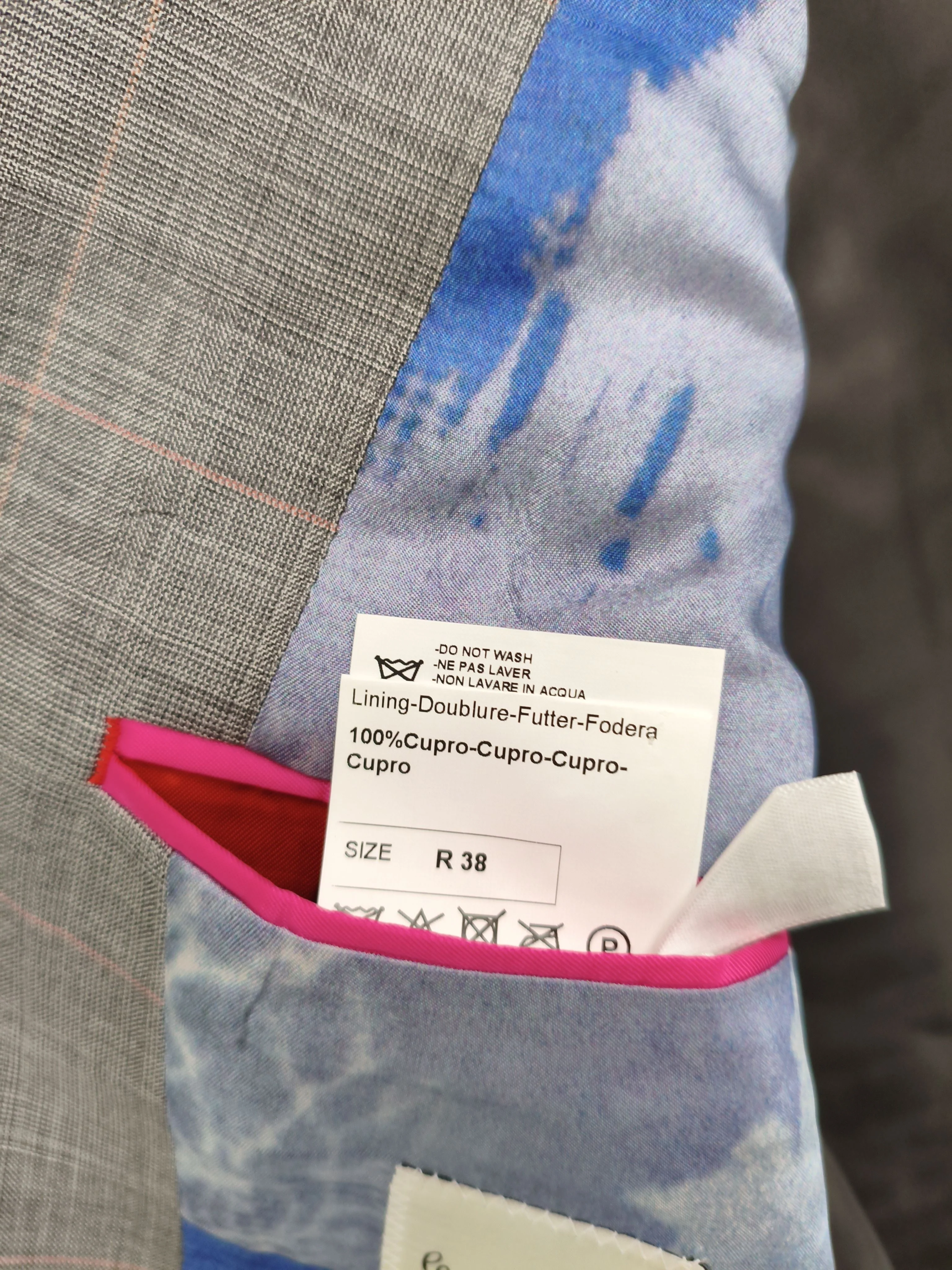 Paul Smith Men's Two Piece Suit Chest: 38 in Grey 100% Rayon New with tags - Image 7