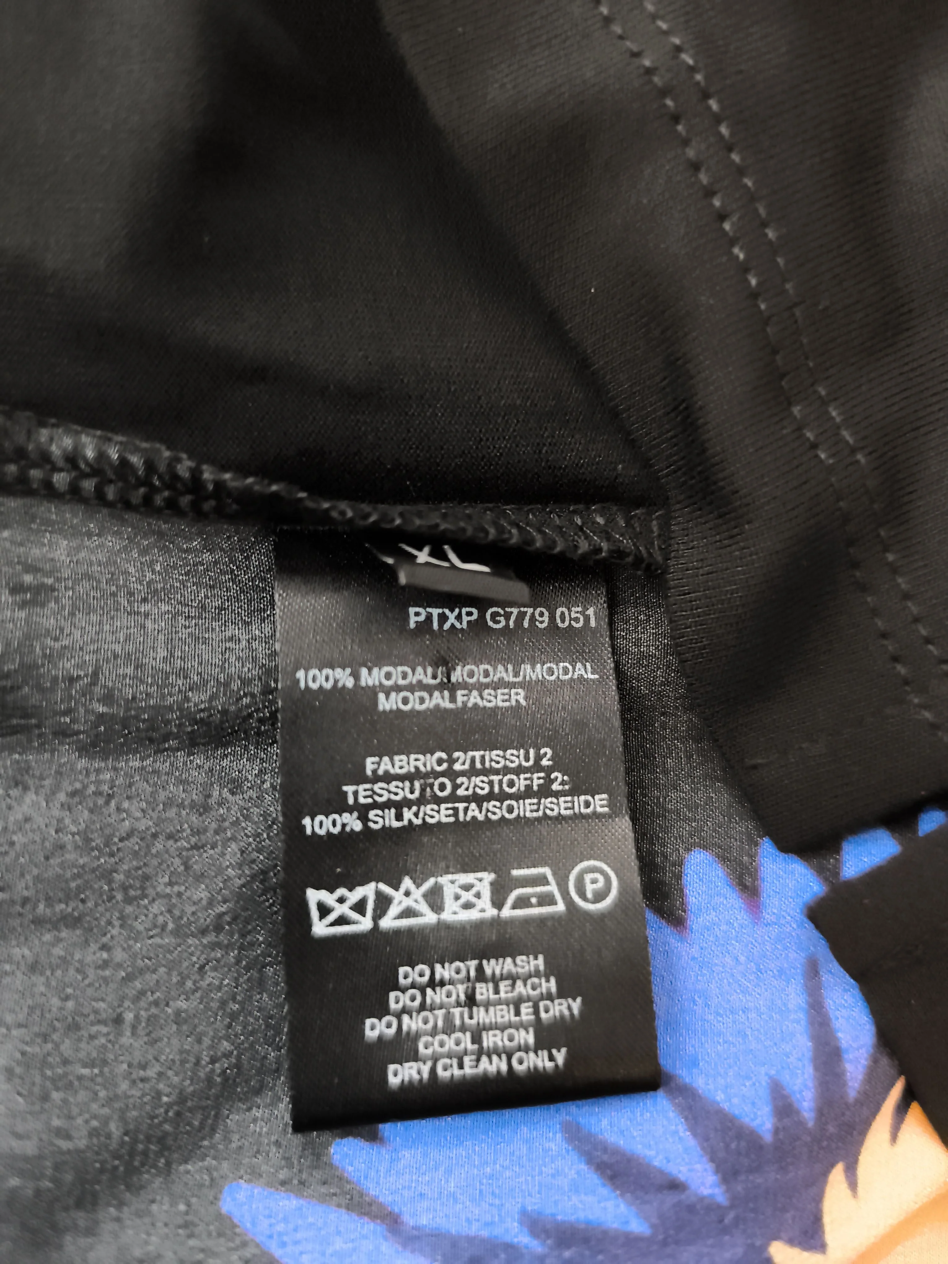 Paul Smith Women's T-Shirt XL Black Lyocell Modal with Silk Basic New with tags - Image 6
