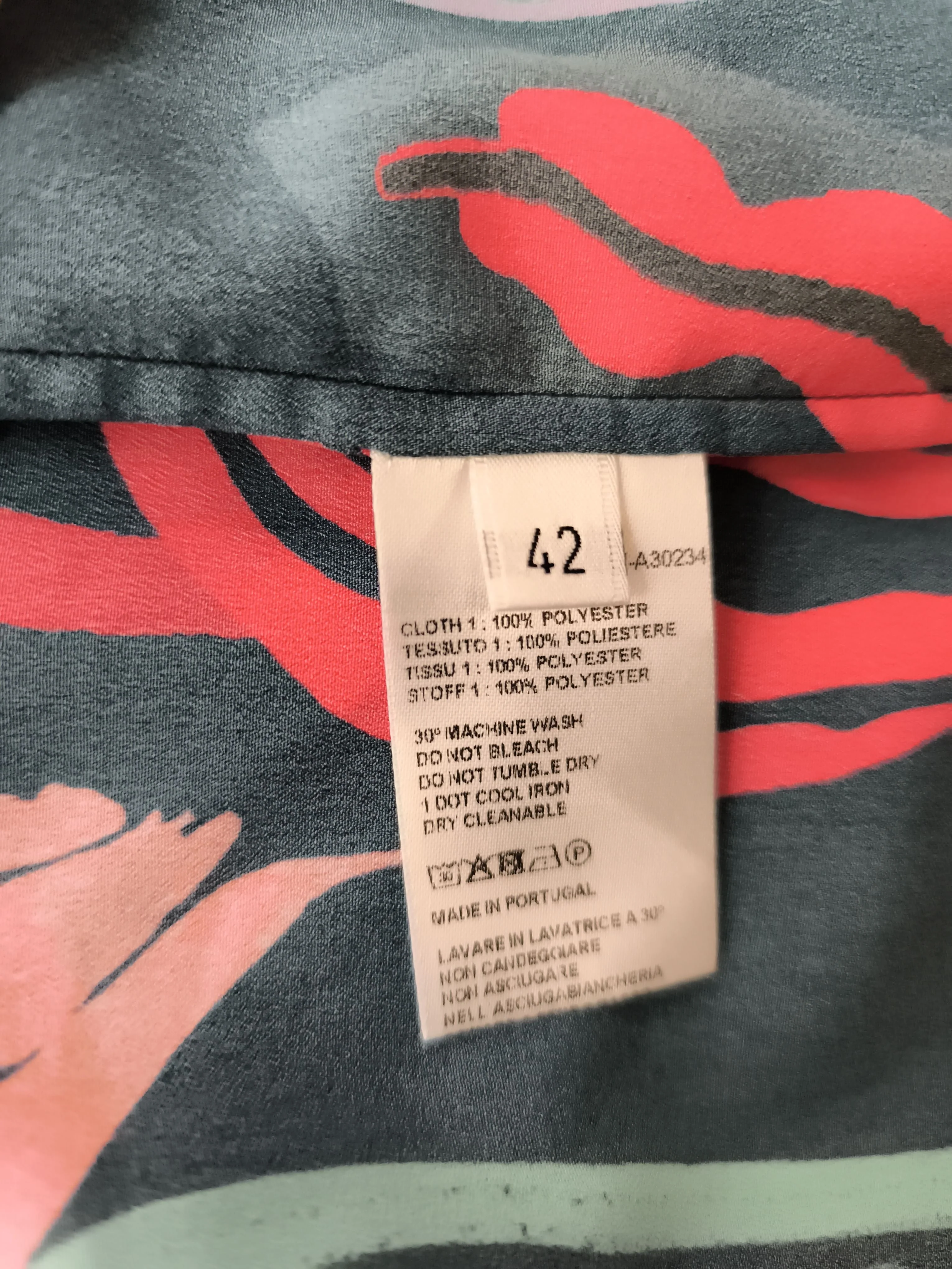 Paul Smith Women's Top L Black 100% Polyester Basic New with tags - Image 6