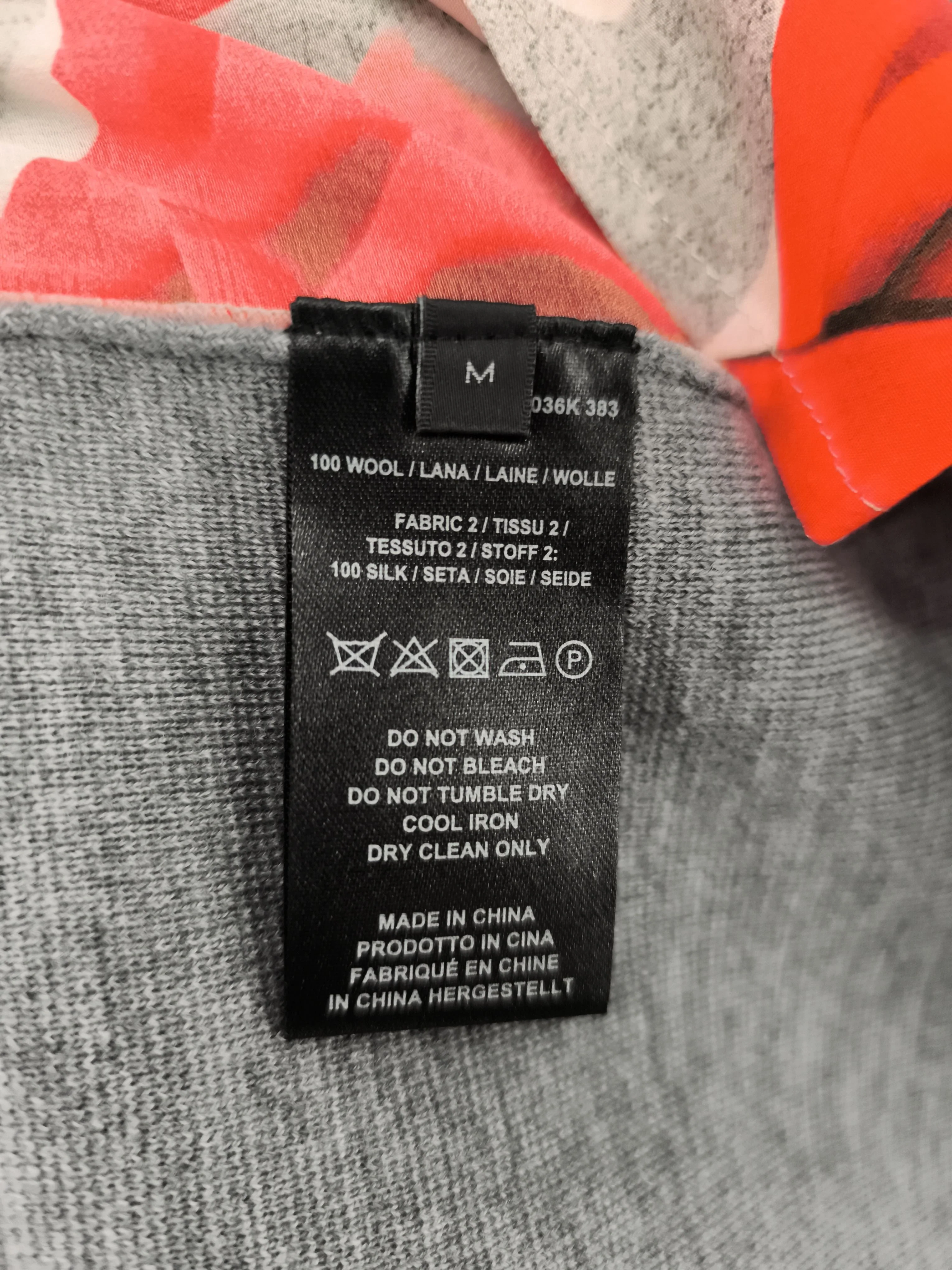 Paul Smith Women's Top M Grey Wool with Silk Basic New with tags - Image 6