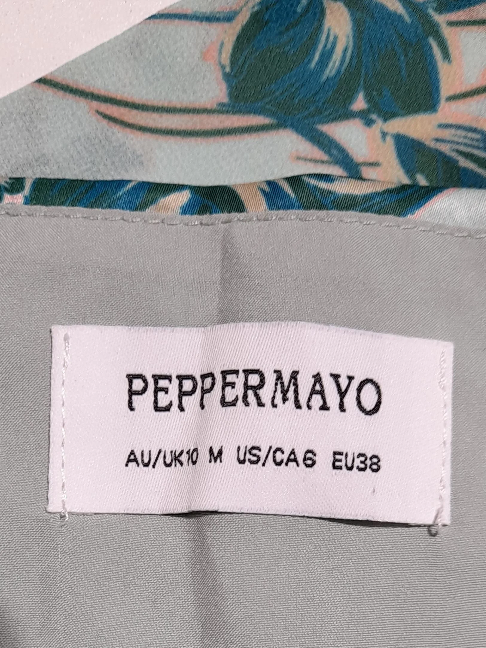 Peppermayo Women's Top M Green Polyester with Spandex Basic - Image 5