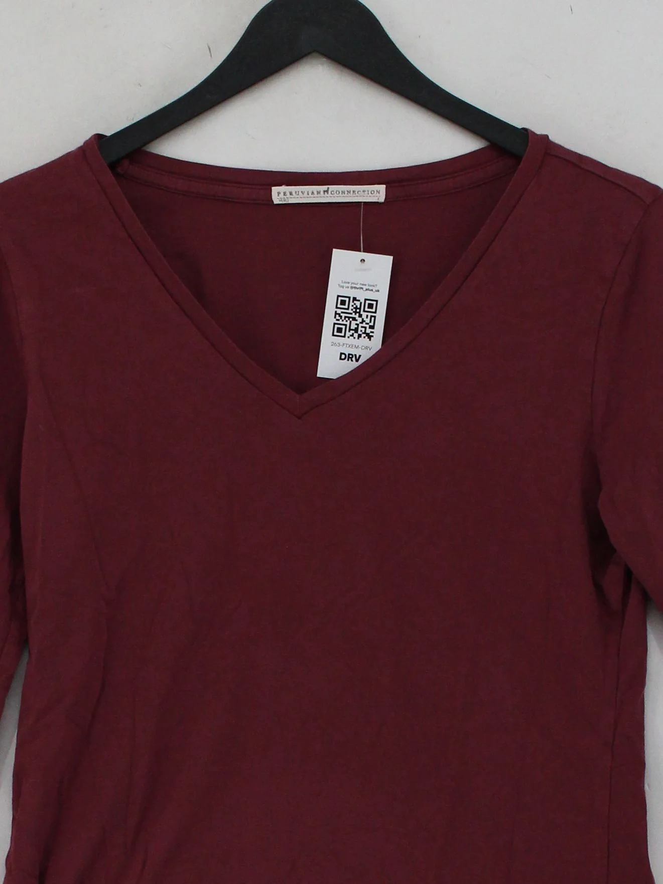 Peruvian Connection Women's Top M Red 100% Cotton 3/4 Sleeve V-Neck Basic - Image 3