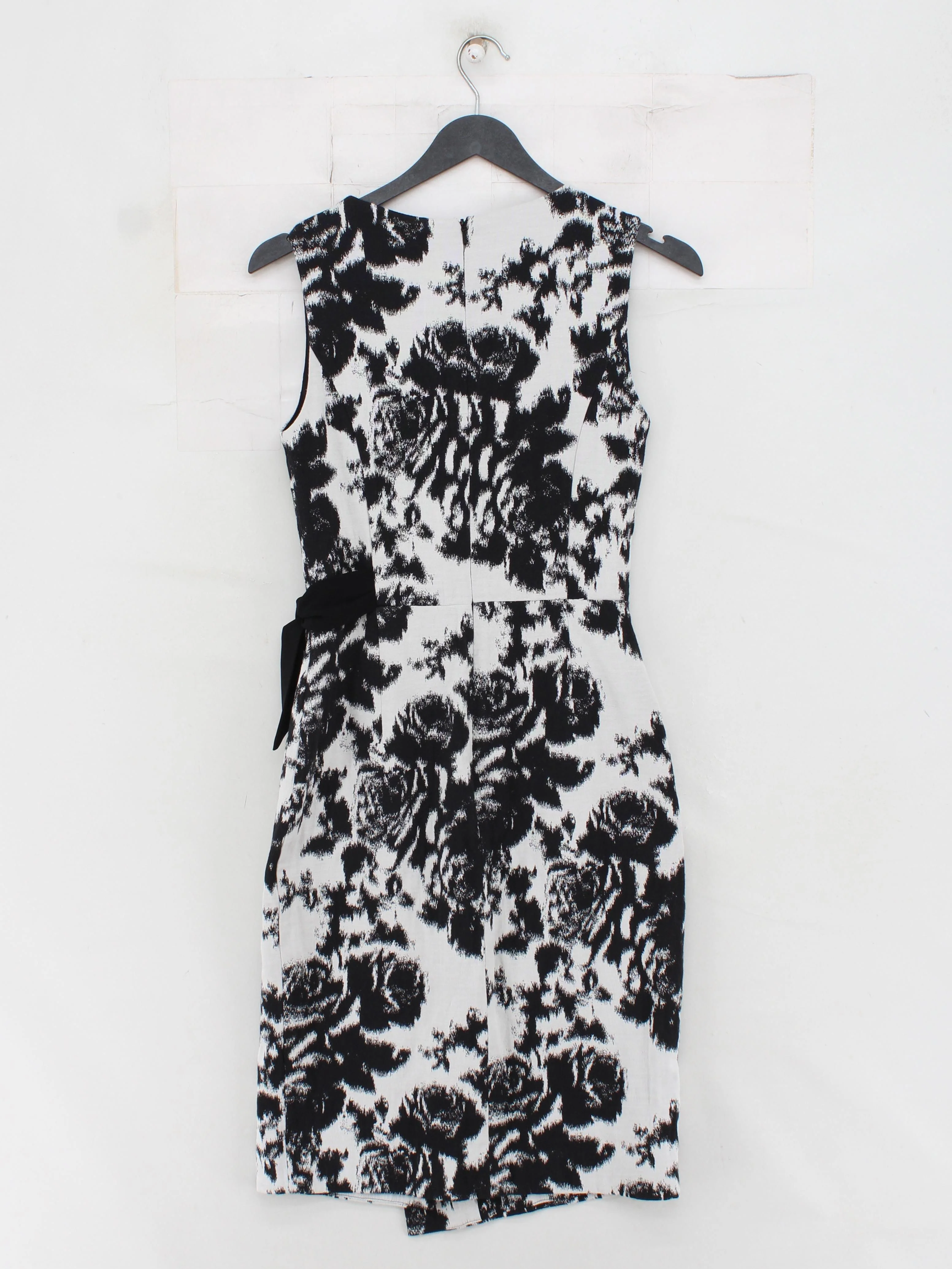 Phase Eight Bodycon Midi Dress UK8 in White - Image 2