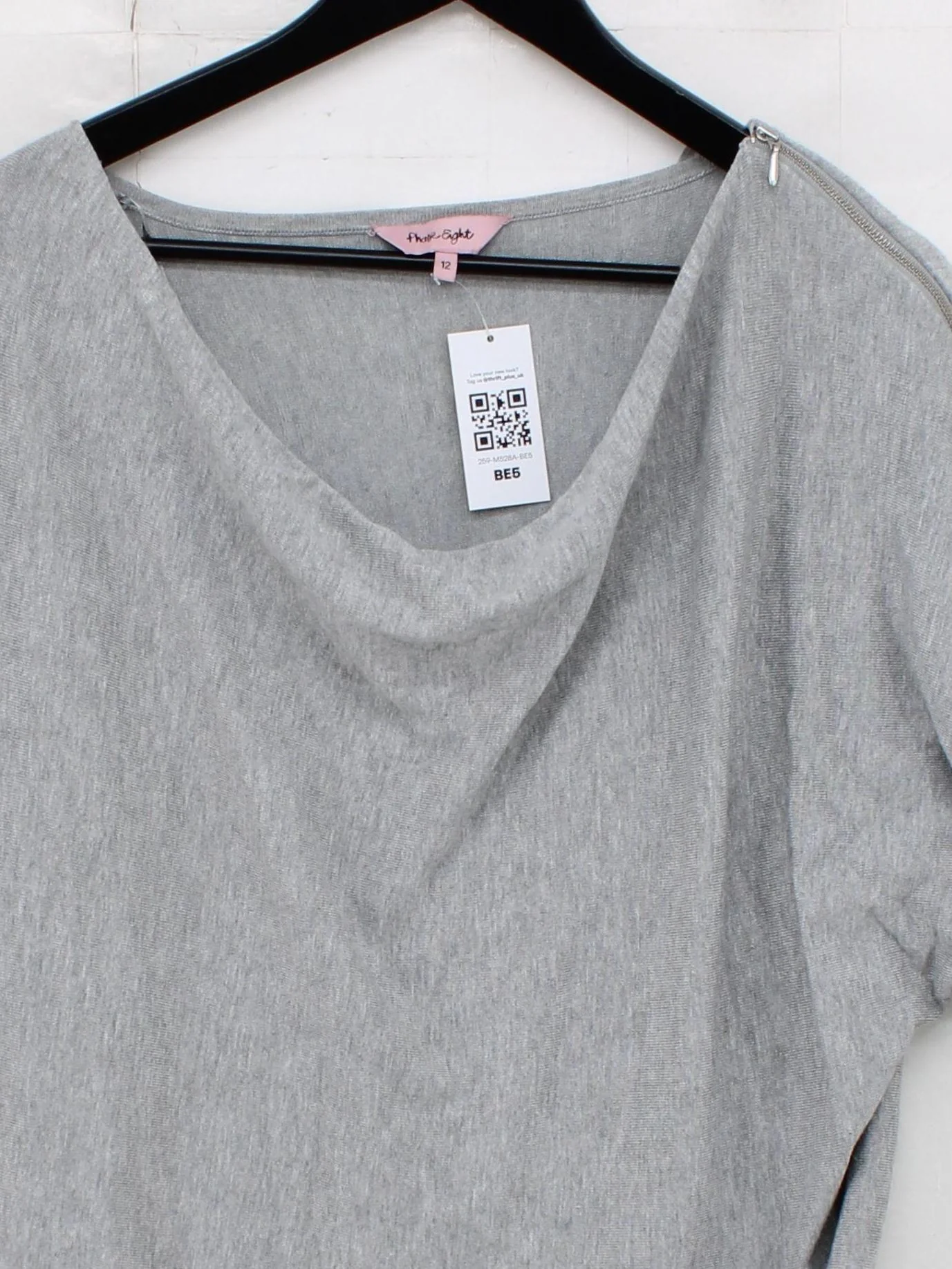 Phase Eight Women's Top UK 12 Grey Viscose with Nylon 3/4 Sleeve V-Neck Basic - Image 3