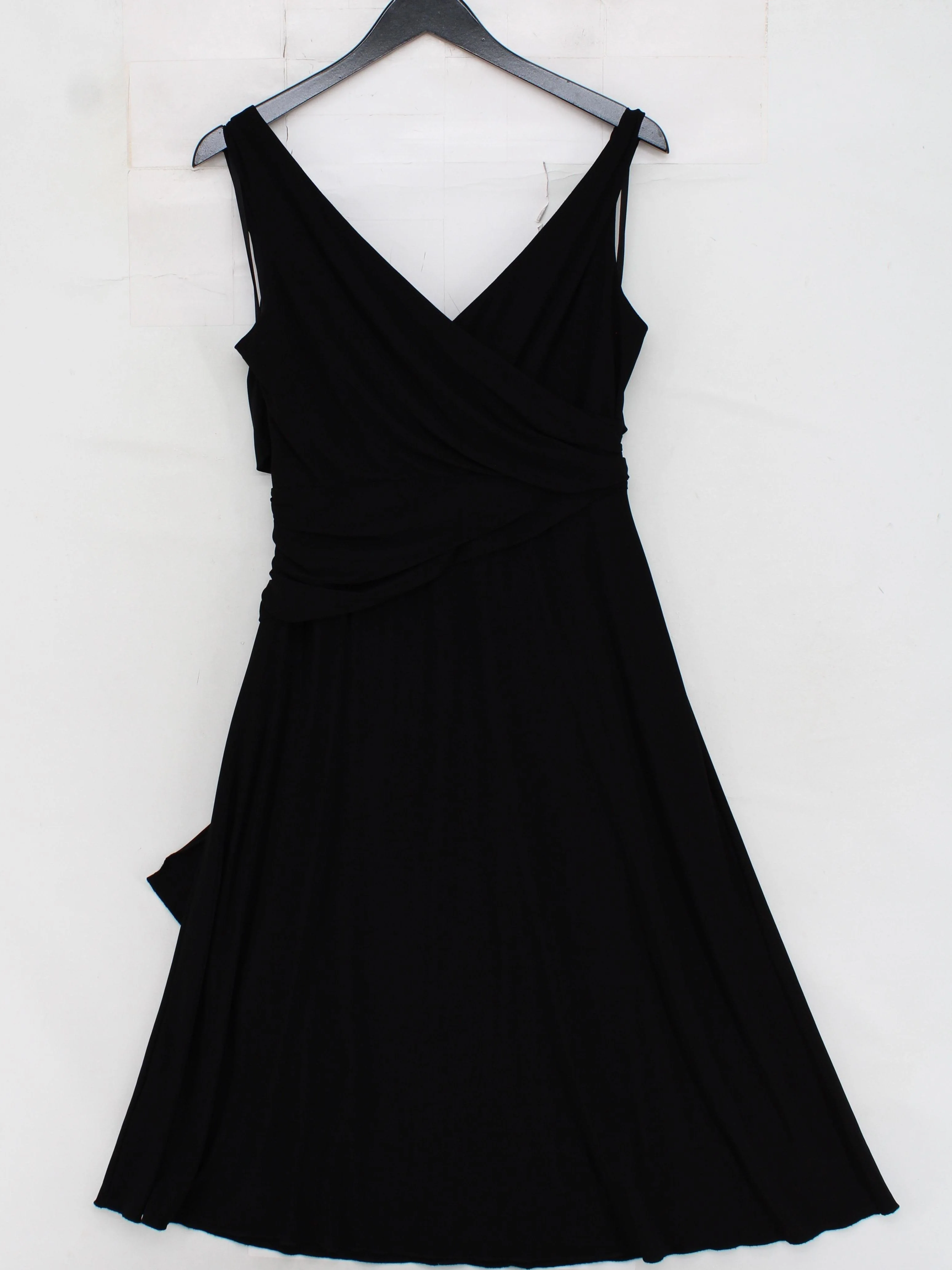 Phase Eight Wrap Midi Dress UK16 in Black - Image 2