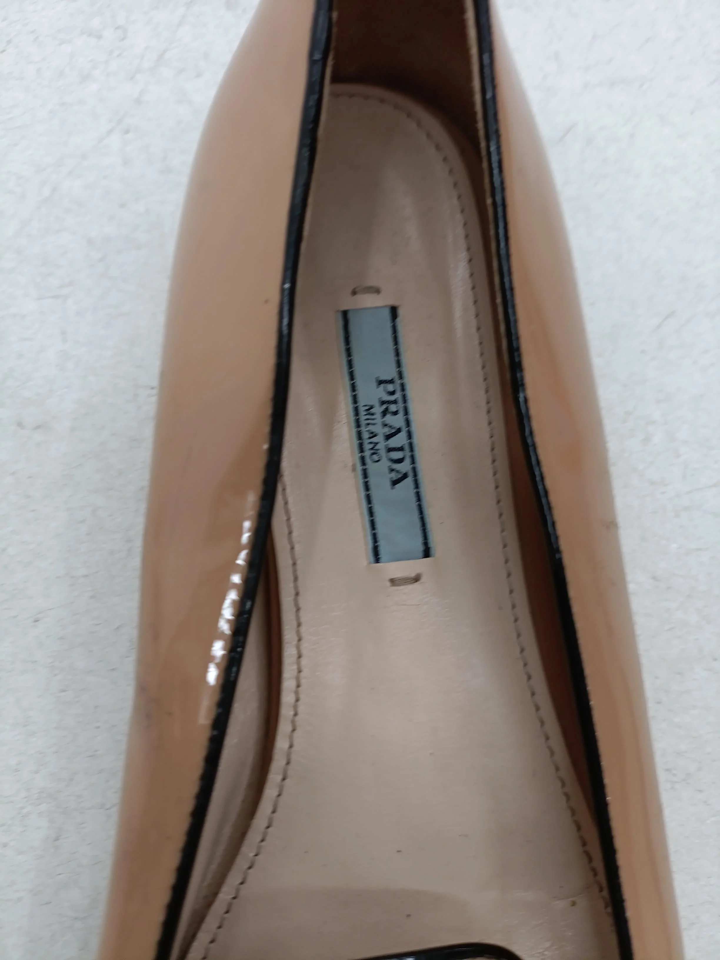 Prada Women's Flat Shoes UK 6 Tan 100% Leather Loafer - Image 6