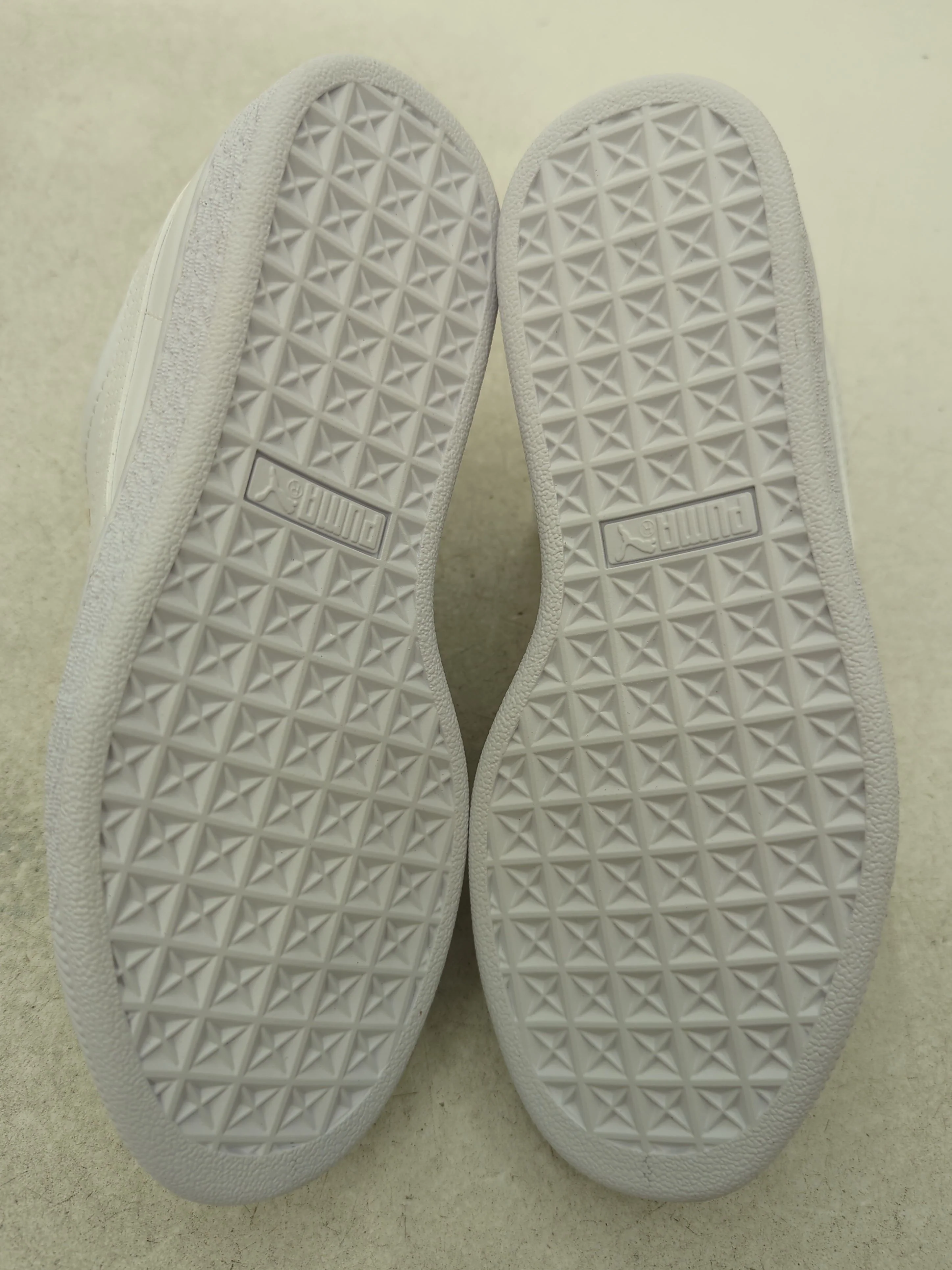 Puma Women's Trainers UK3 in White RRP £86 - Image 7