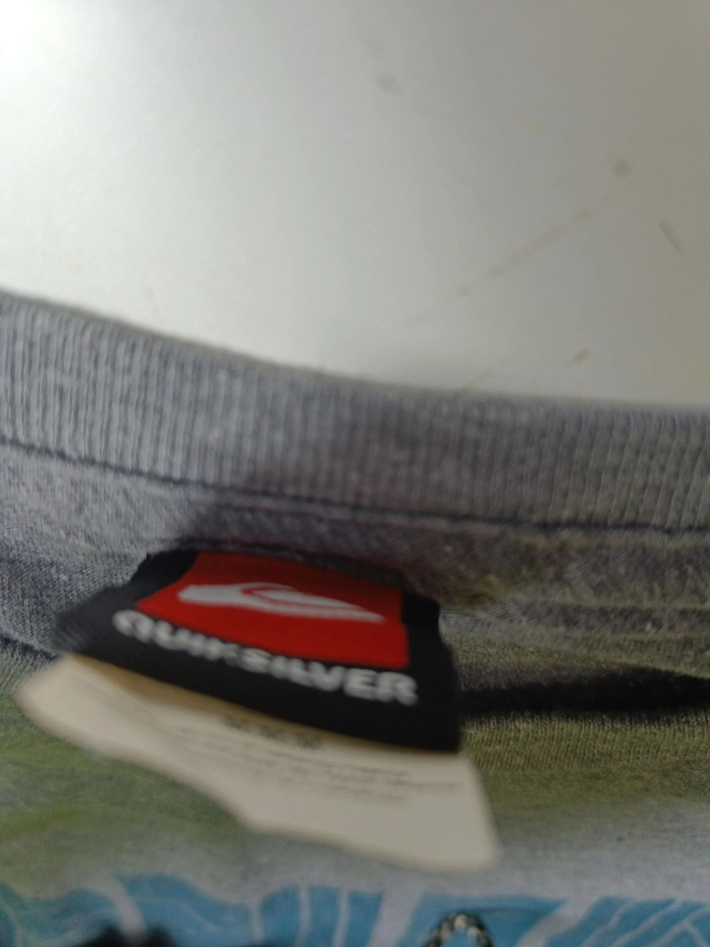 Quiksilver Men's T-Shirt XL Grey Graphic 100% Cotton Basic - Image 5