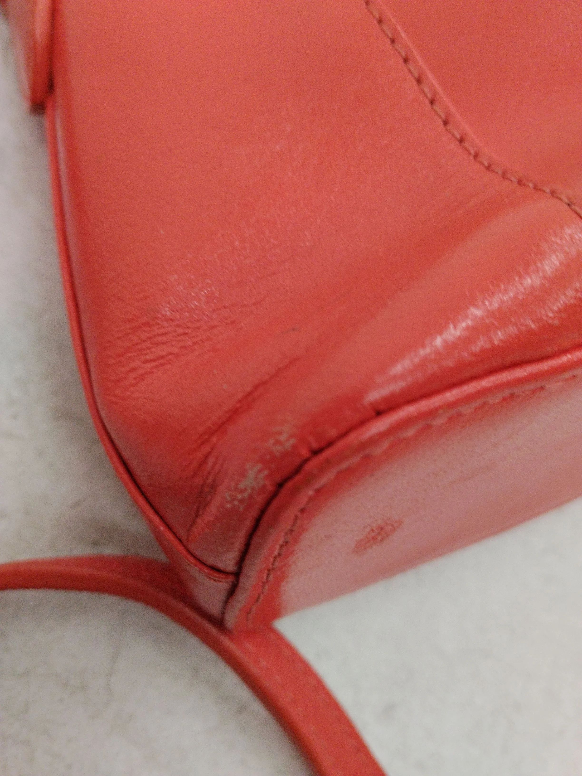 Radley London Women's Bag Red 100% Leather Crossbody - Image 5