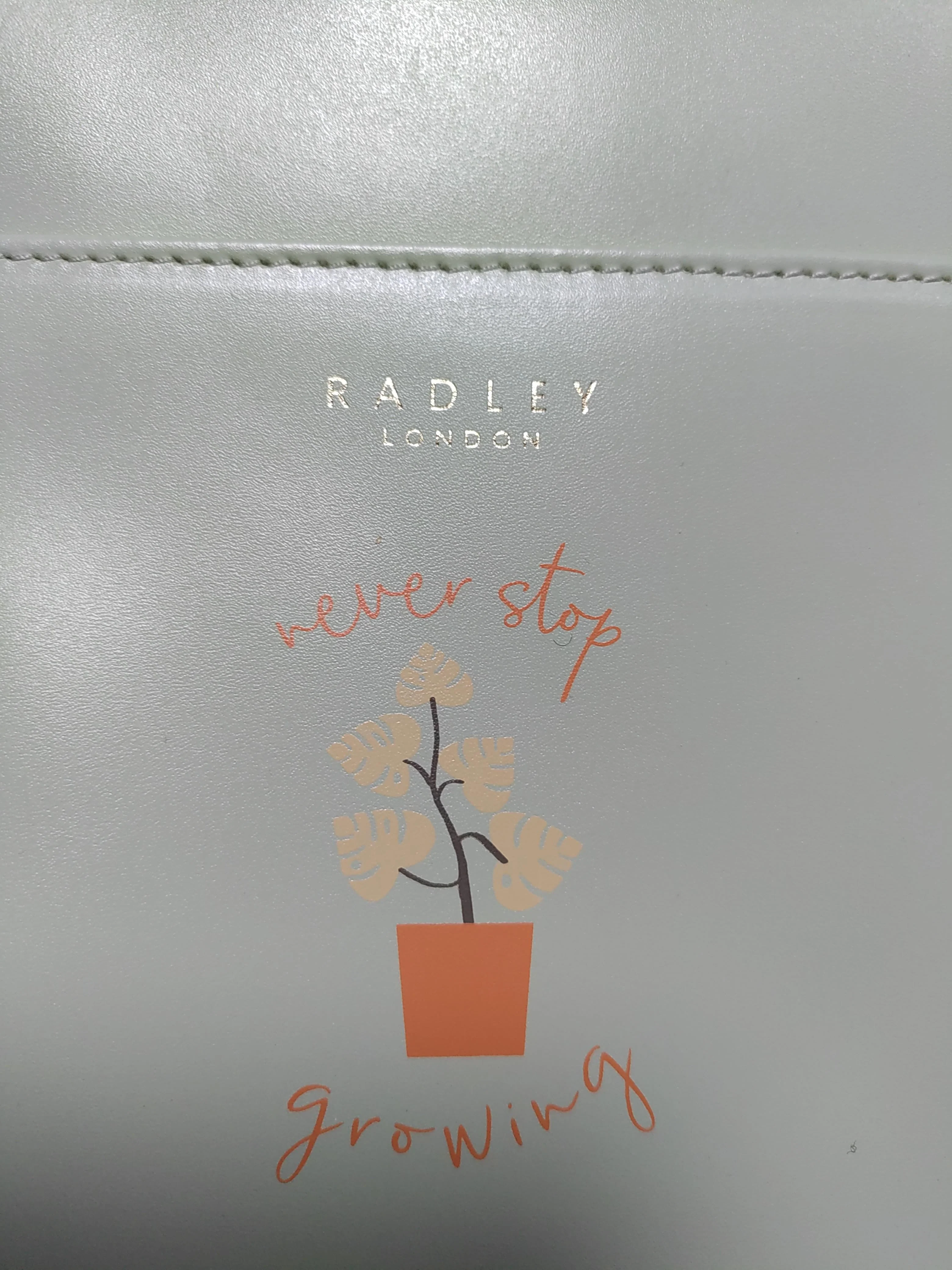 Radley Women's Bag Green Graphic 100% Leather Shoulder Bag - Image 5