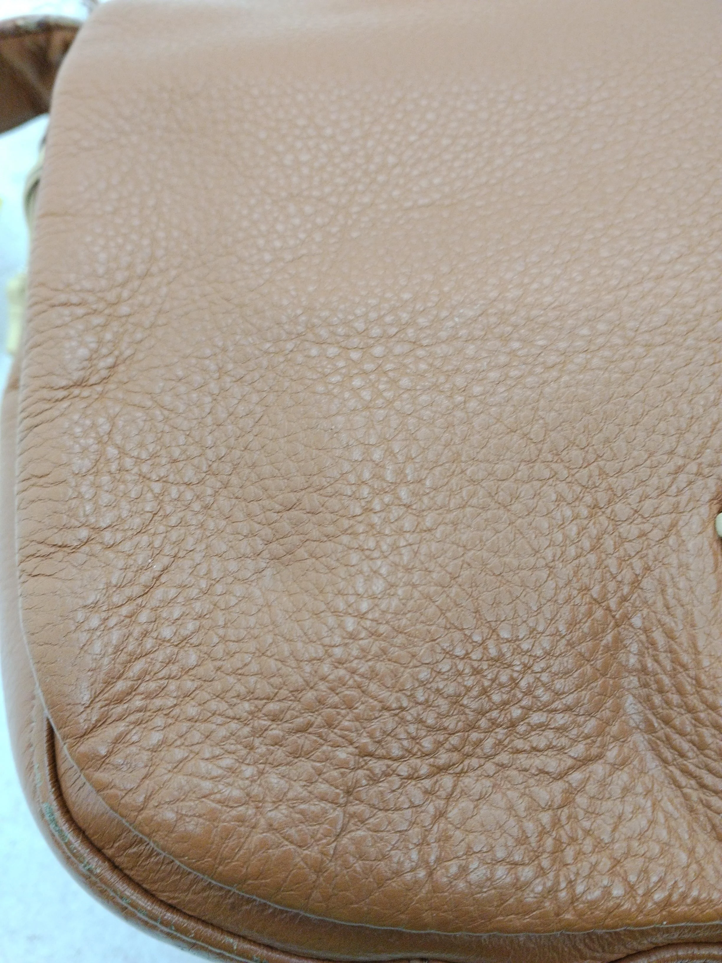 Radley Women's Bag Tan 100% Leather Crossbody - Image 3