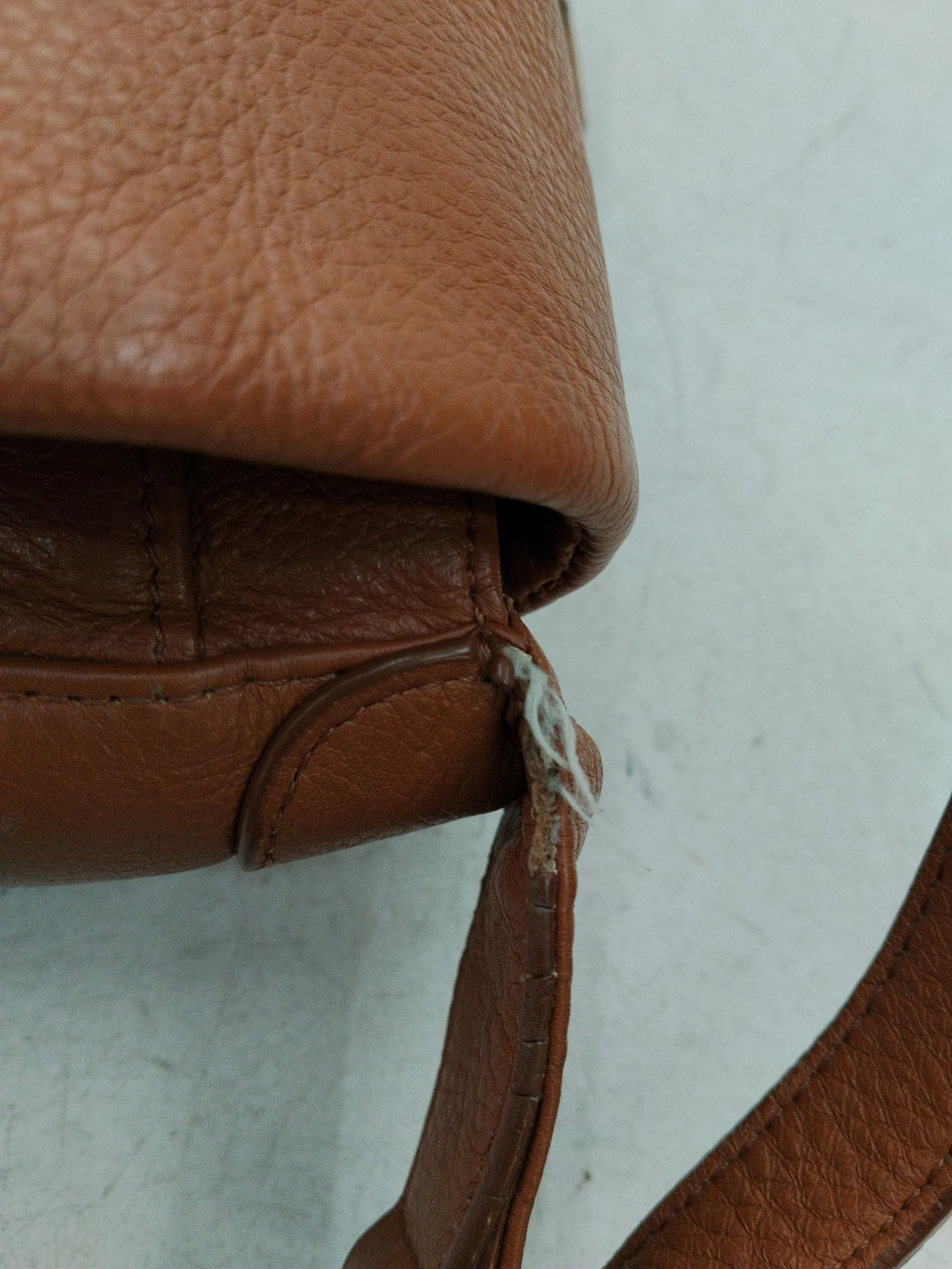 Radley Women's Bag Tan 100% Leather Crossbody - Image 7