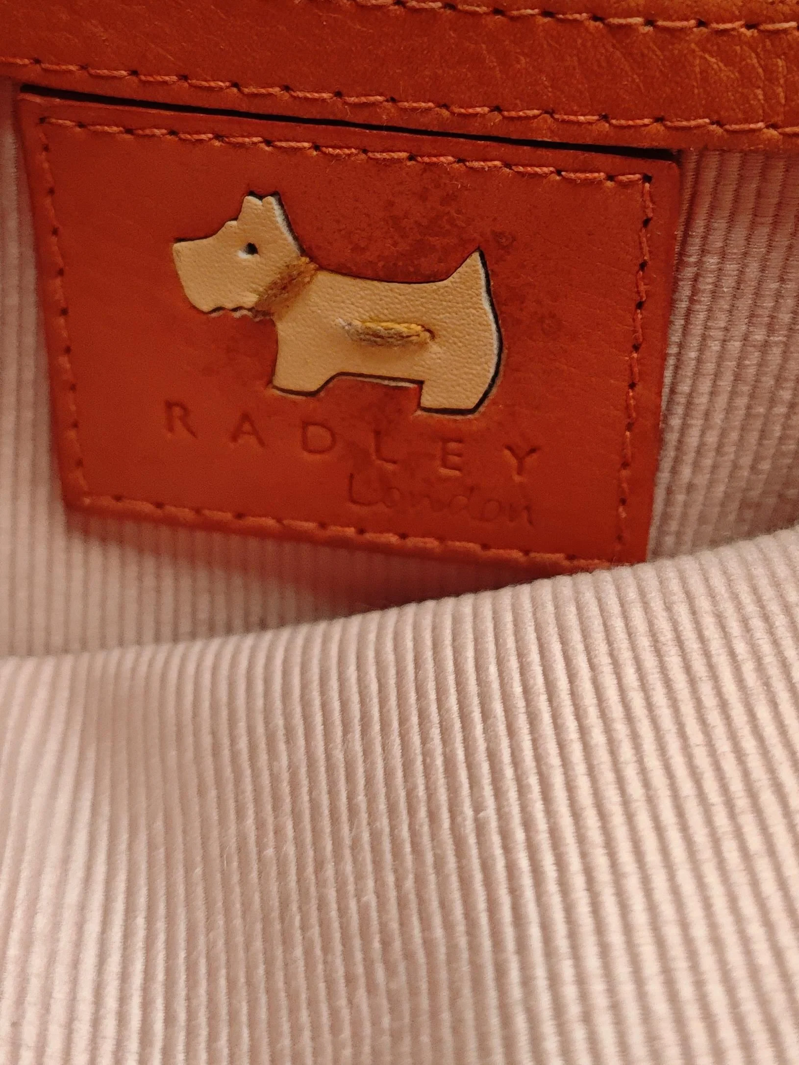 Radley Women's Bag Tan 100% Leather Shoulder Bag - Image 7