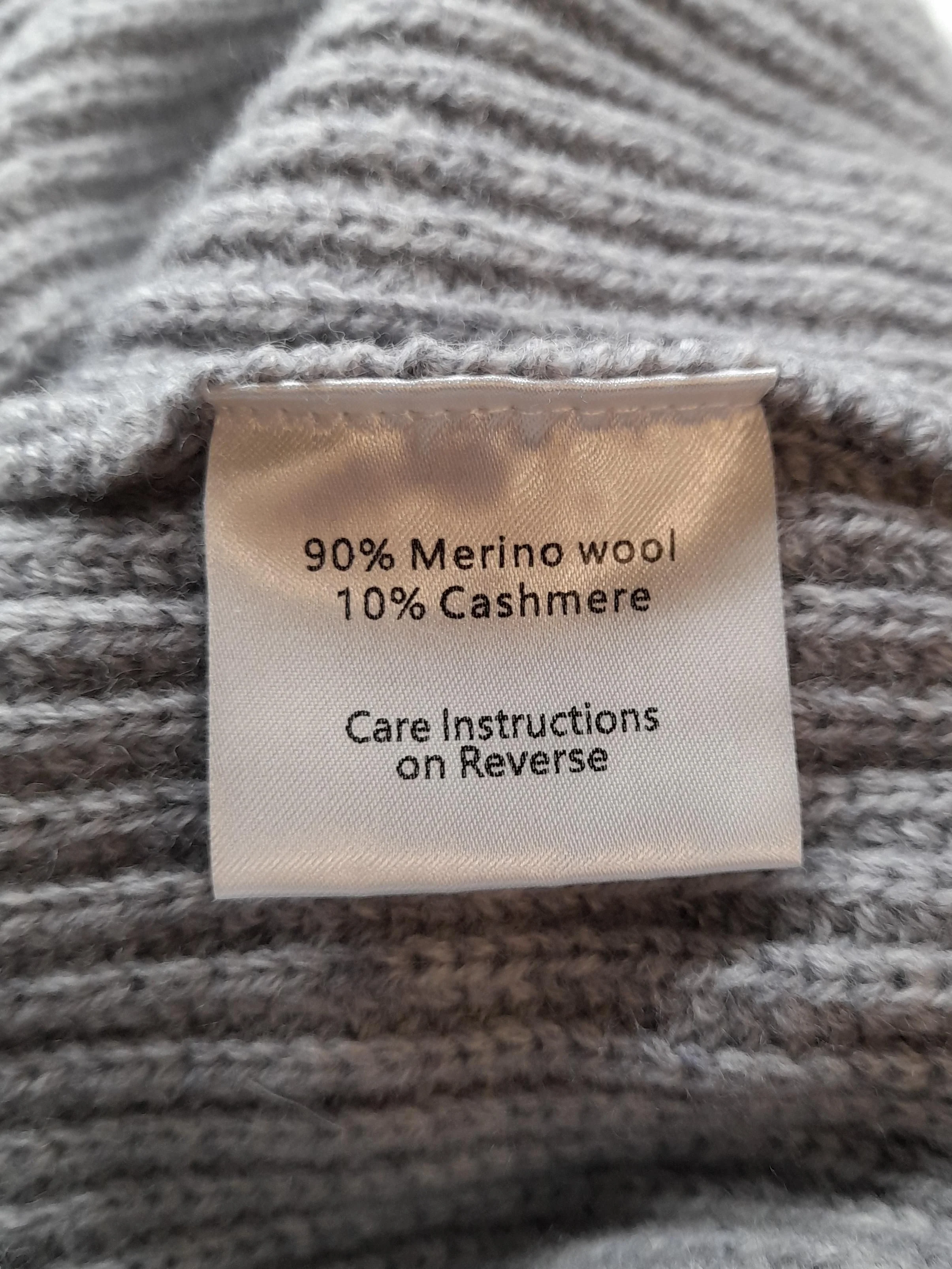 Rae Feather Women's Cardigan M Grey Wool with Cashmere Round Neck Cardigan - Image 6
