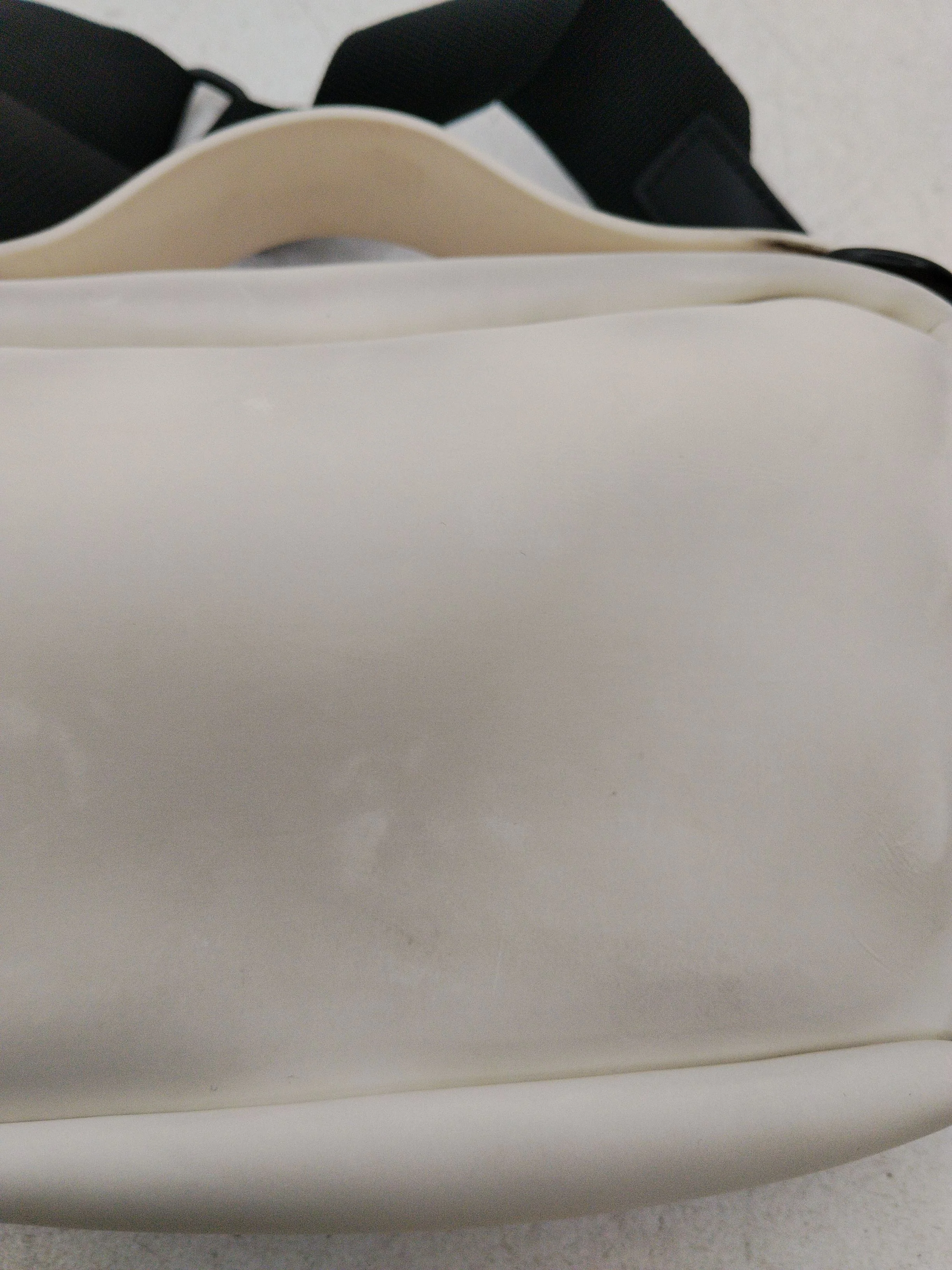 Rains Men's Bag Cream 100% Faux Leather Belt Bag & Waist Pack - Image 5