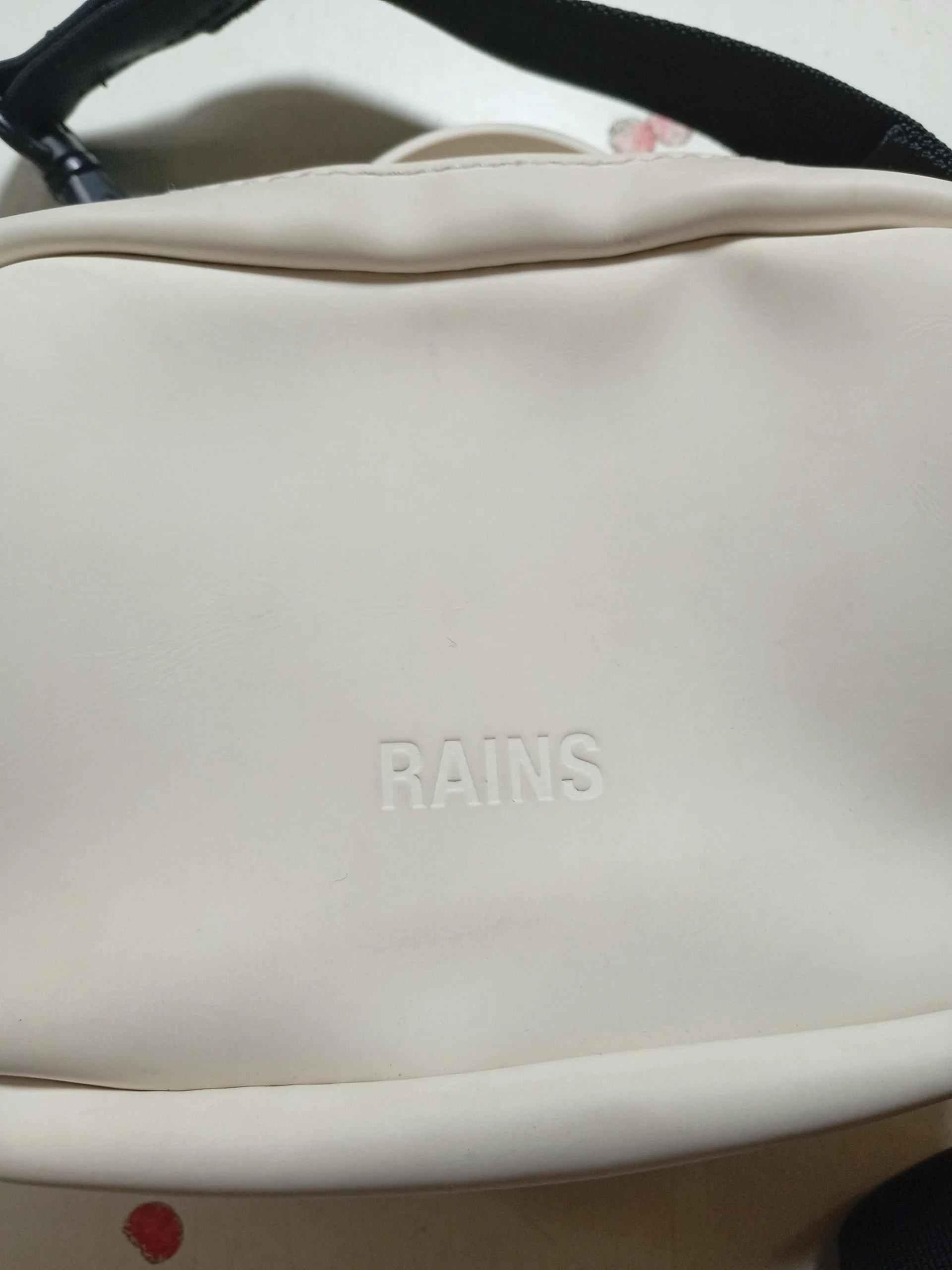 Rains Men's Bag Cream 100% Faux Leather Belt Bag & Waist Pack - Image 6