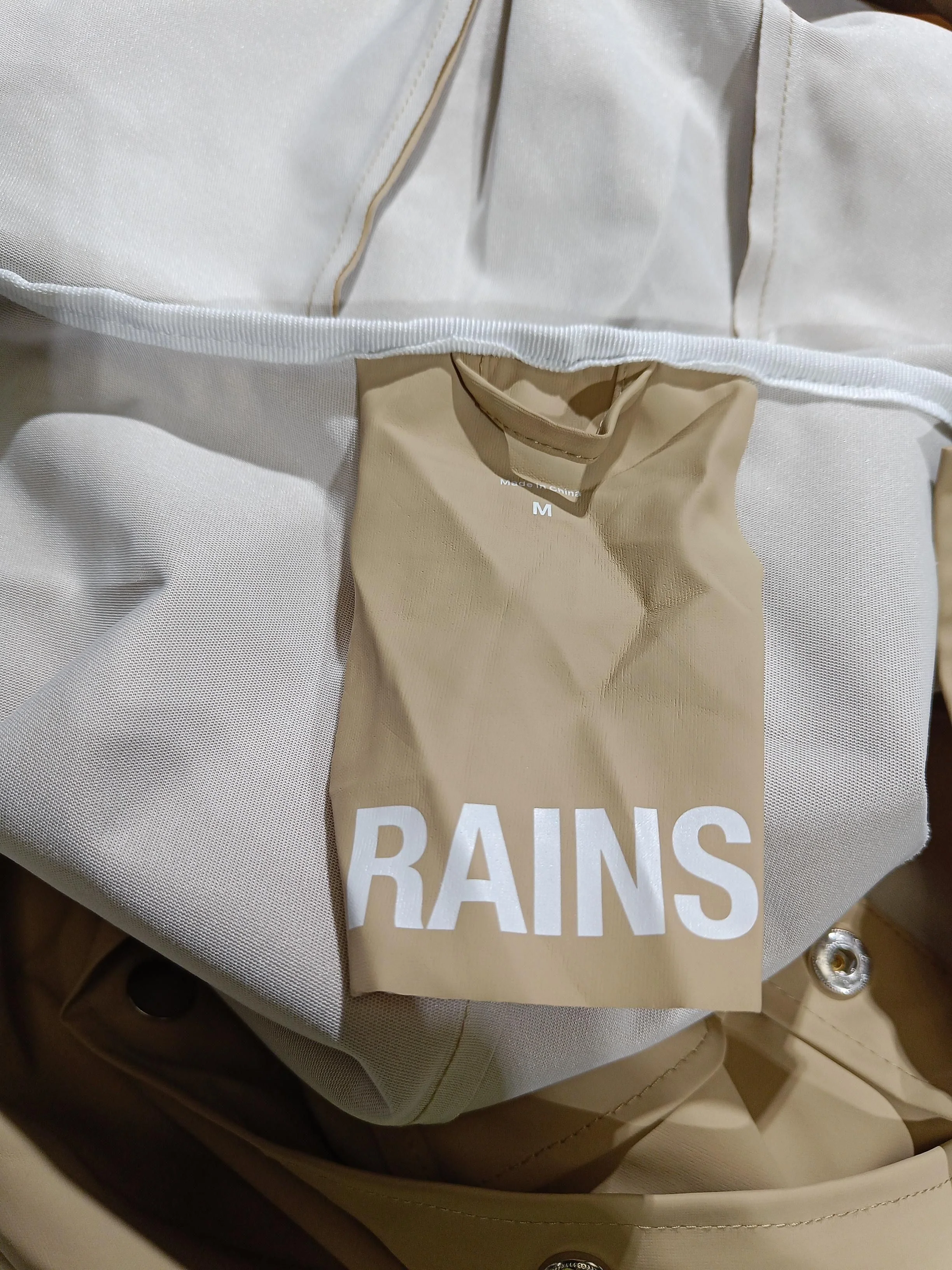 Rains Men's Coat M Tan 100% Polyester Rain Coat - Image 5