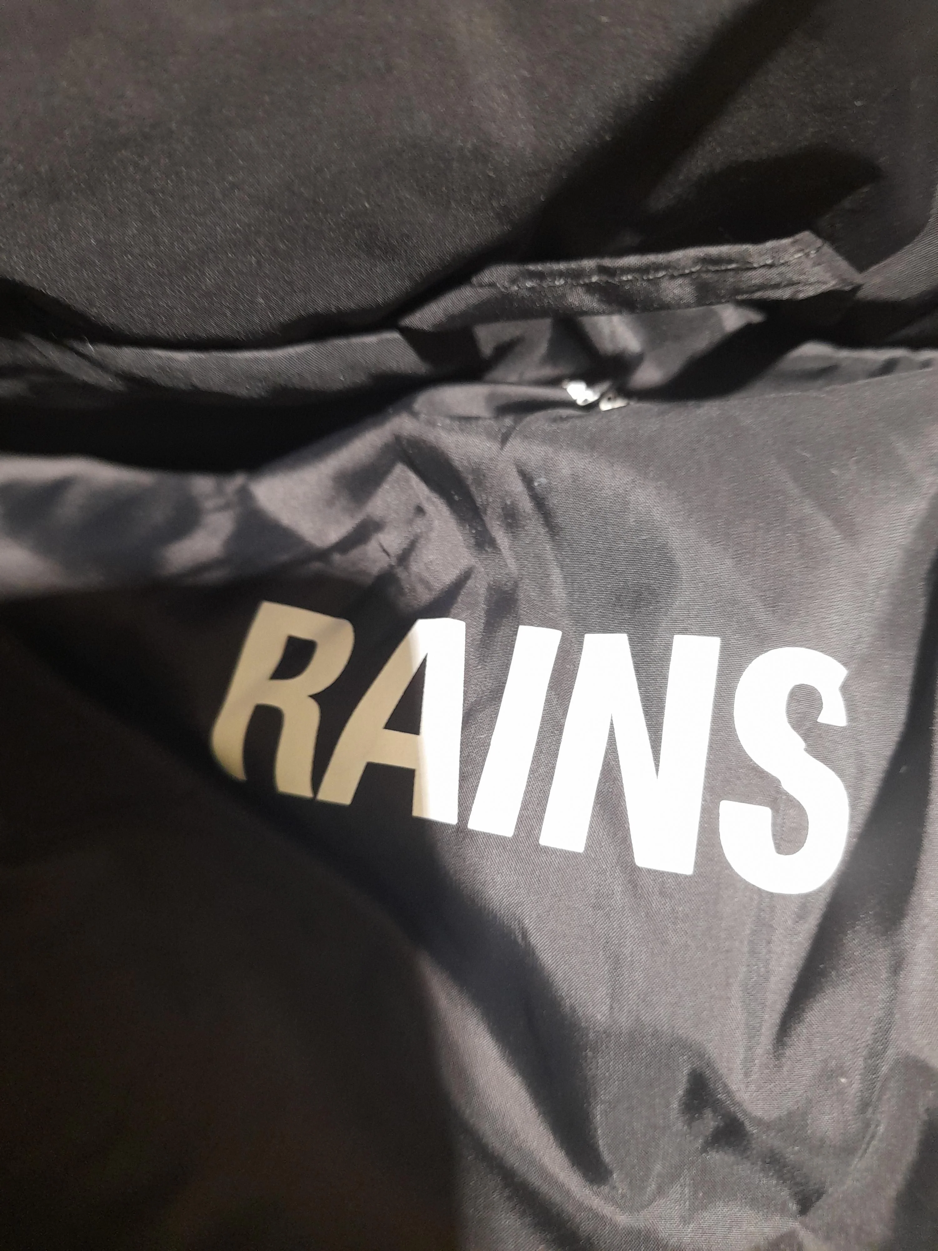 Rains Windbreaker jacket black - Image 5