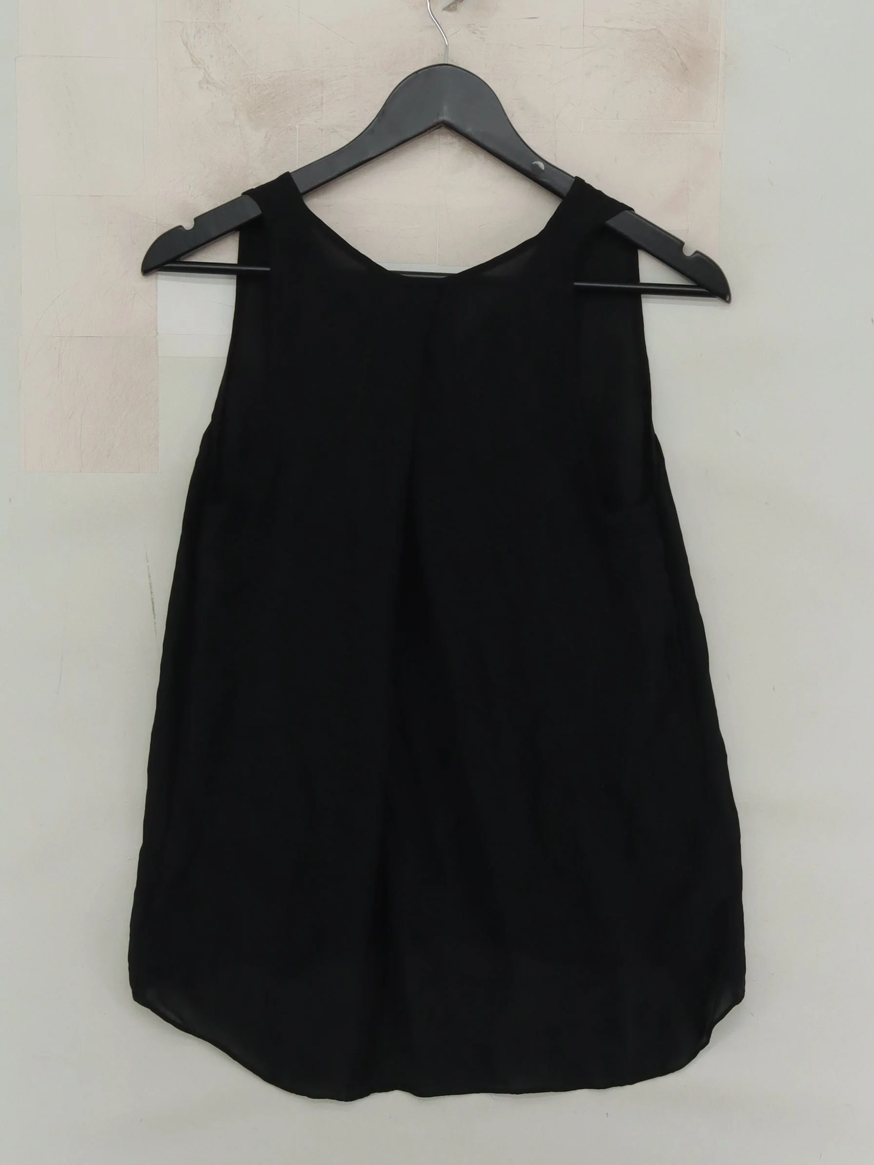 Ralph Lauren Women's T-Shirt S Black 100% Silk Sleeveless Round Neck Basic - Image 2