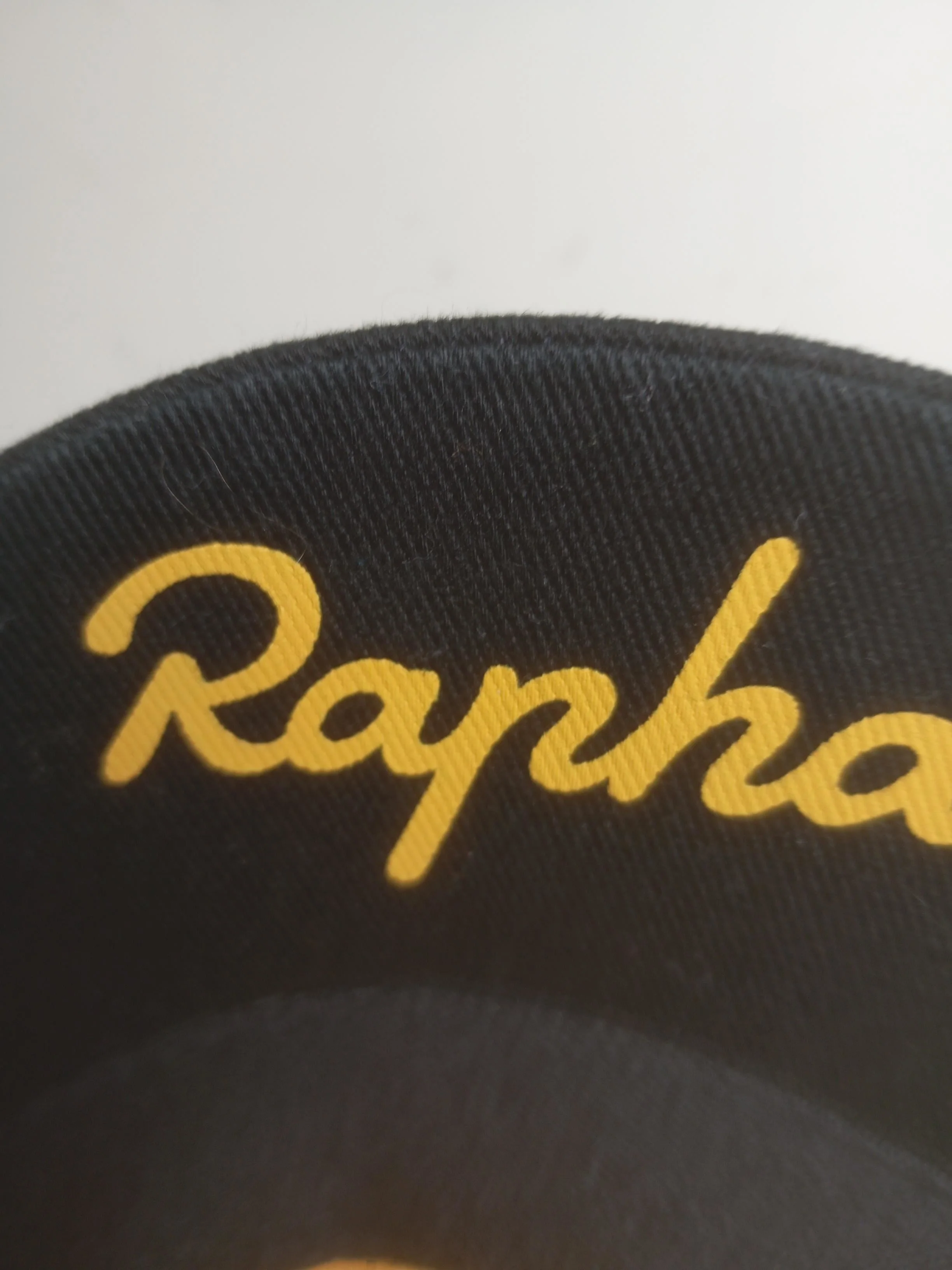 Rapha Men's Hat M Gold Striped 100% Cotton Beanie - Image 5