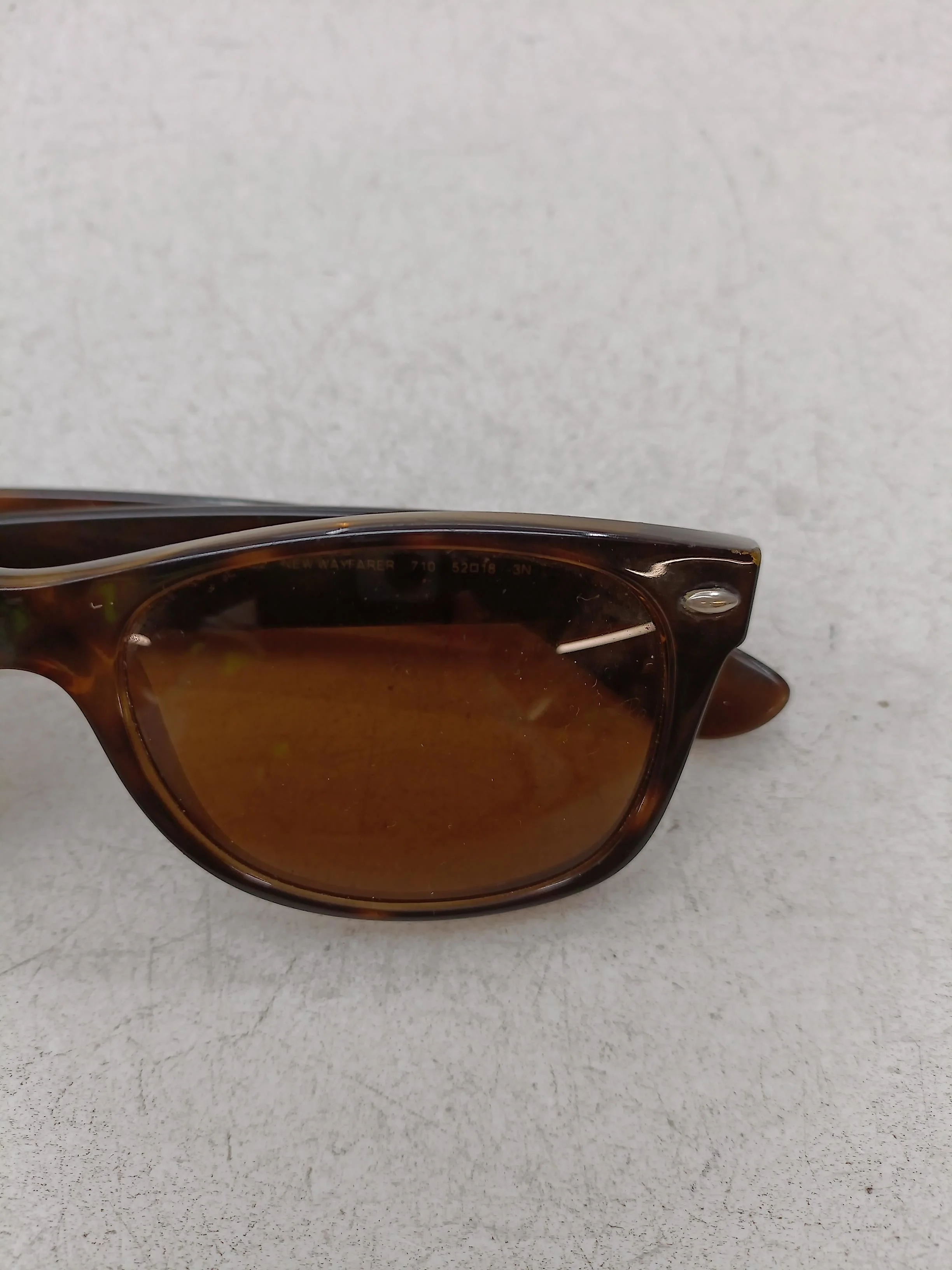 Ray-Ban Men's Sunglasses Brown Oval - Image 3
