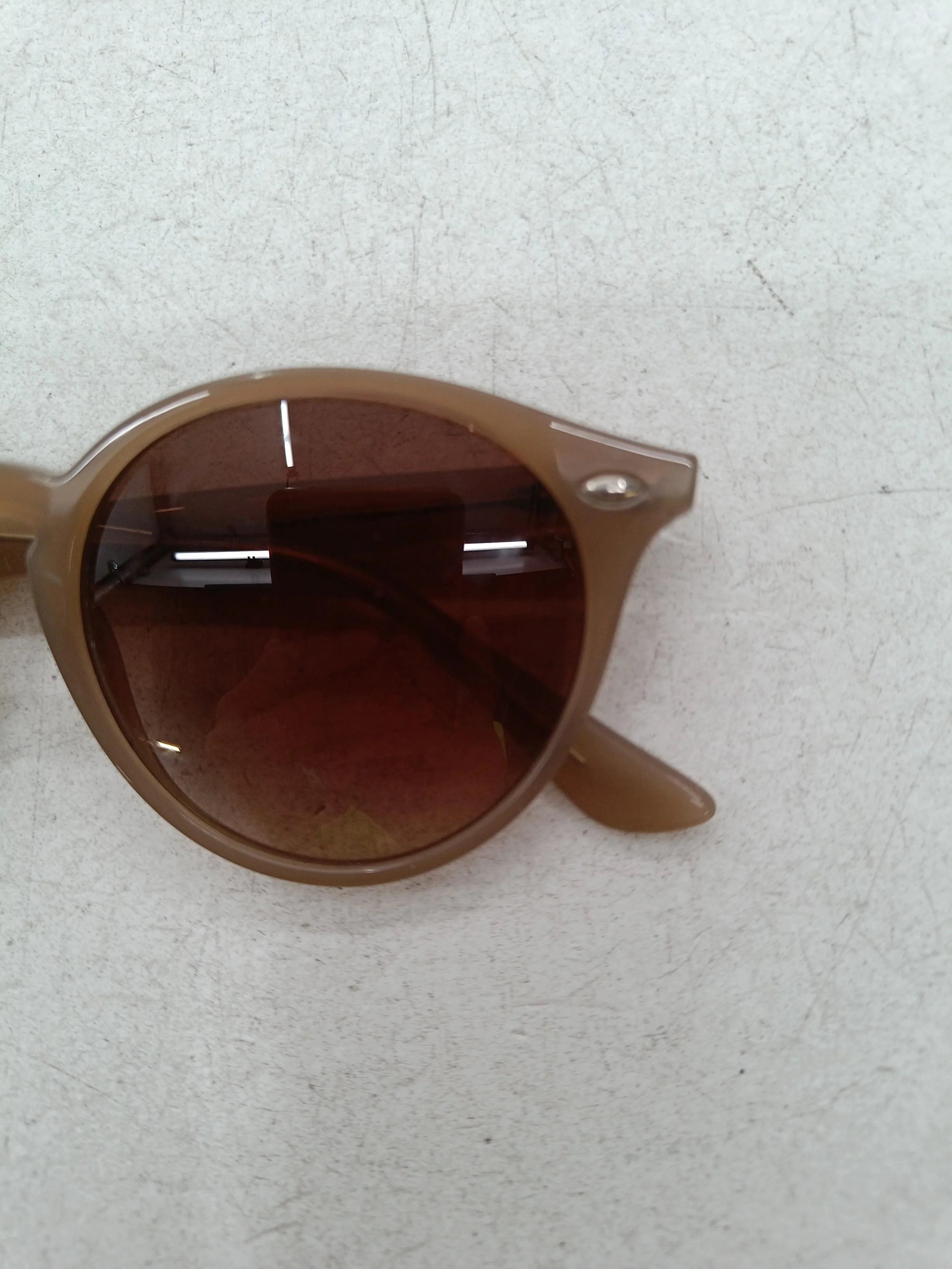 Ray-Ban Men's Sunglasses Cream Round - Image 3